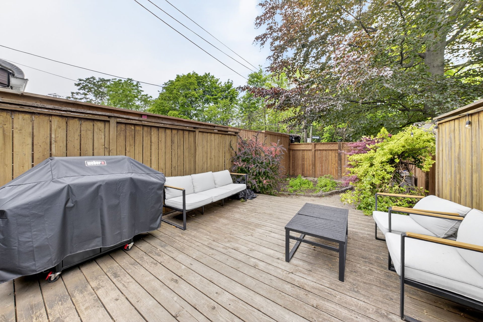 SOLD: Standout Residence In Coveted Summerhill