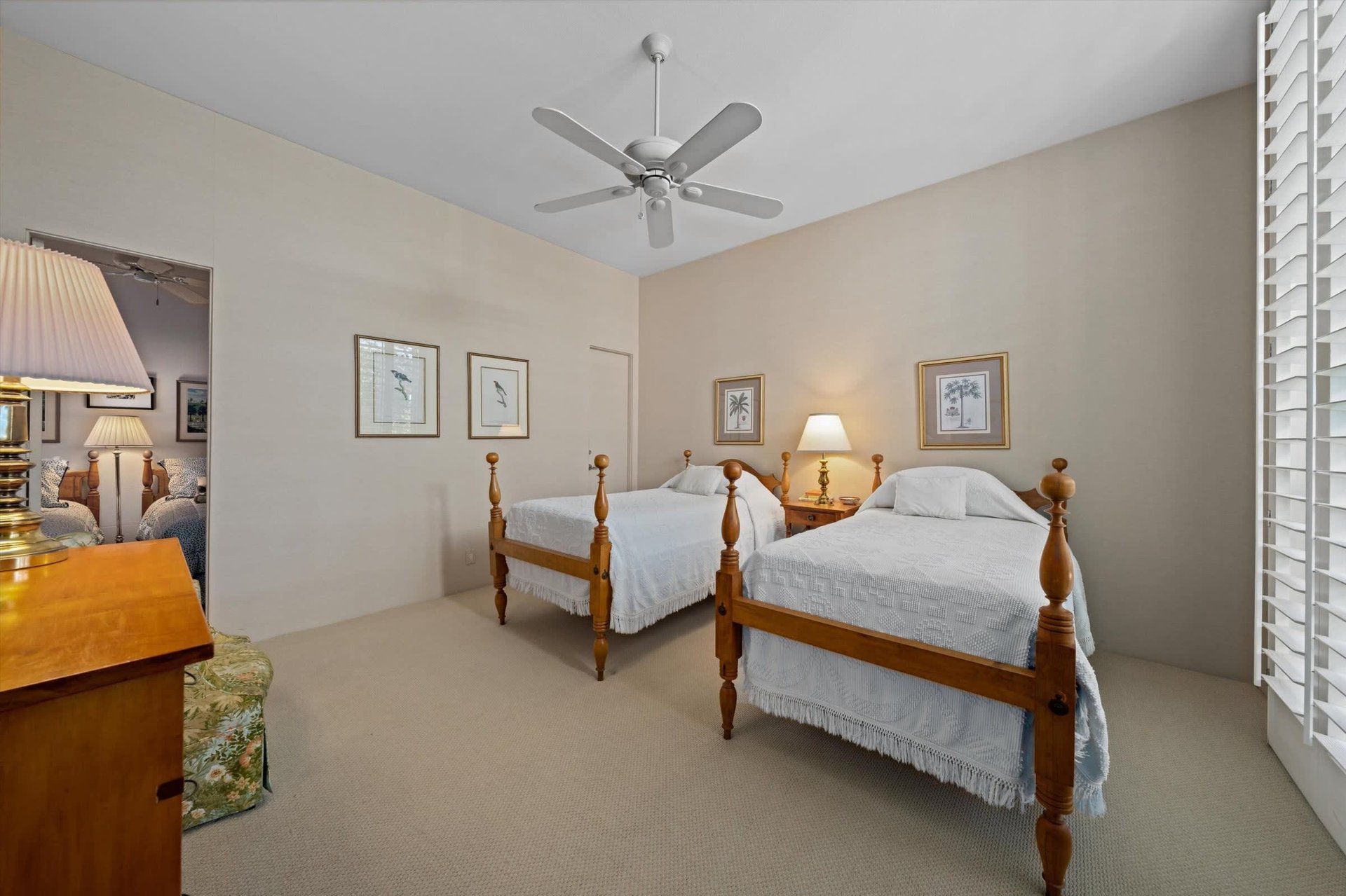 46950 Amir Dr