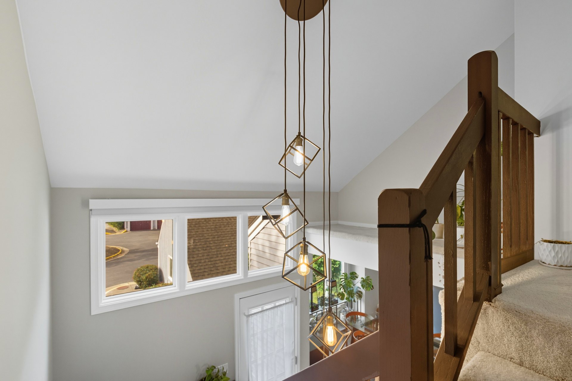 Turnkey 2 Bed Townhome plus Den & Designer Finishes 