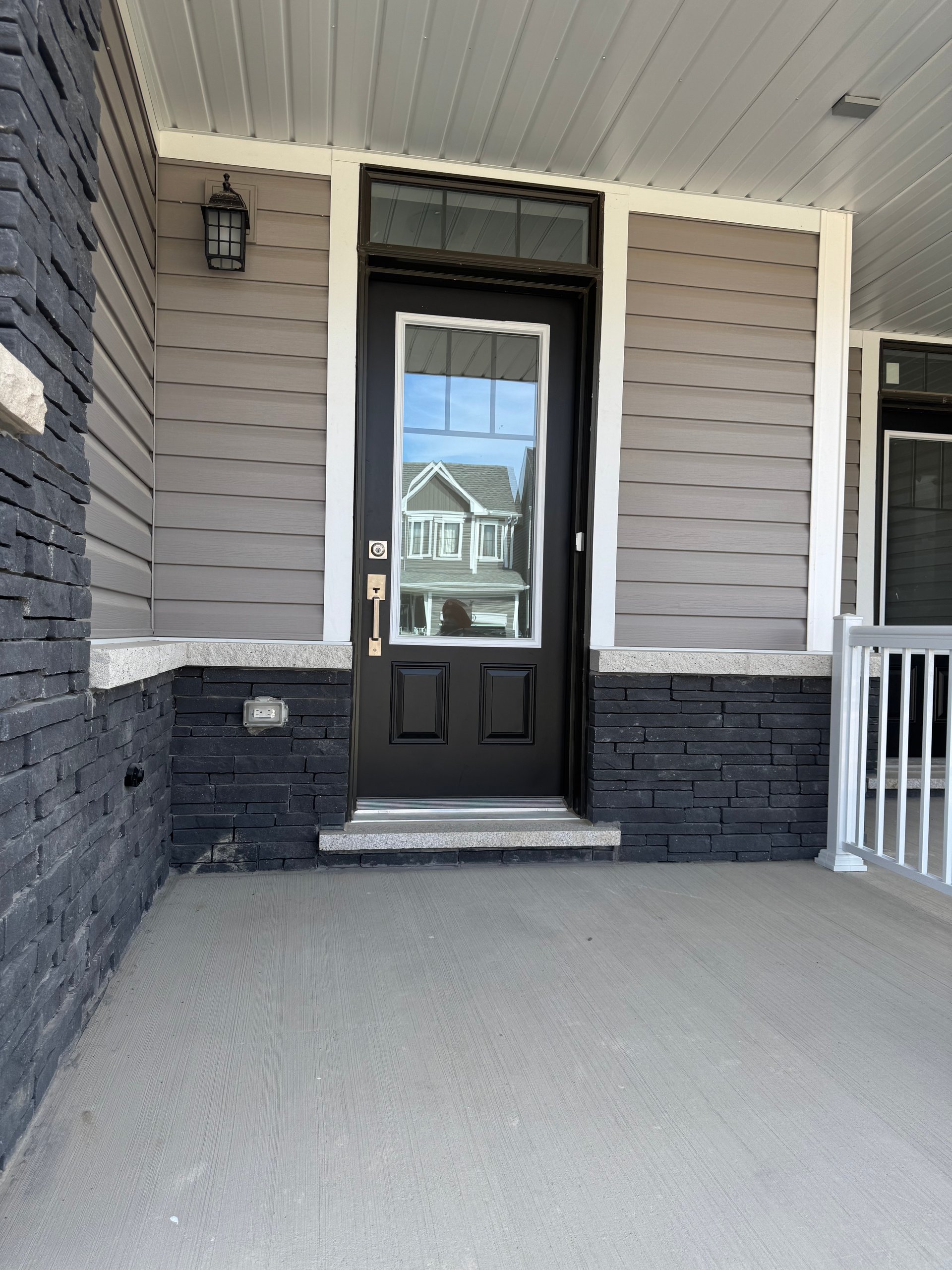75 Brighton Lane NE