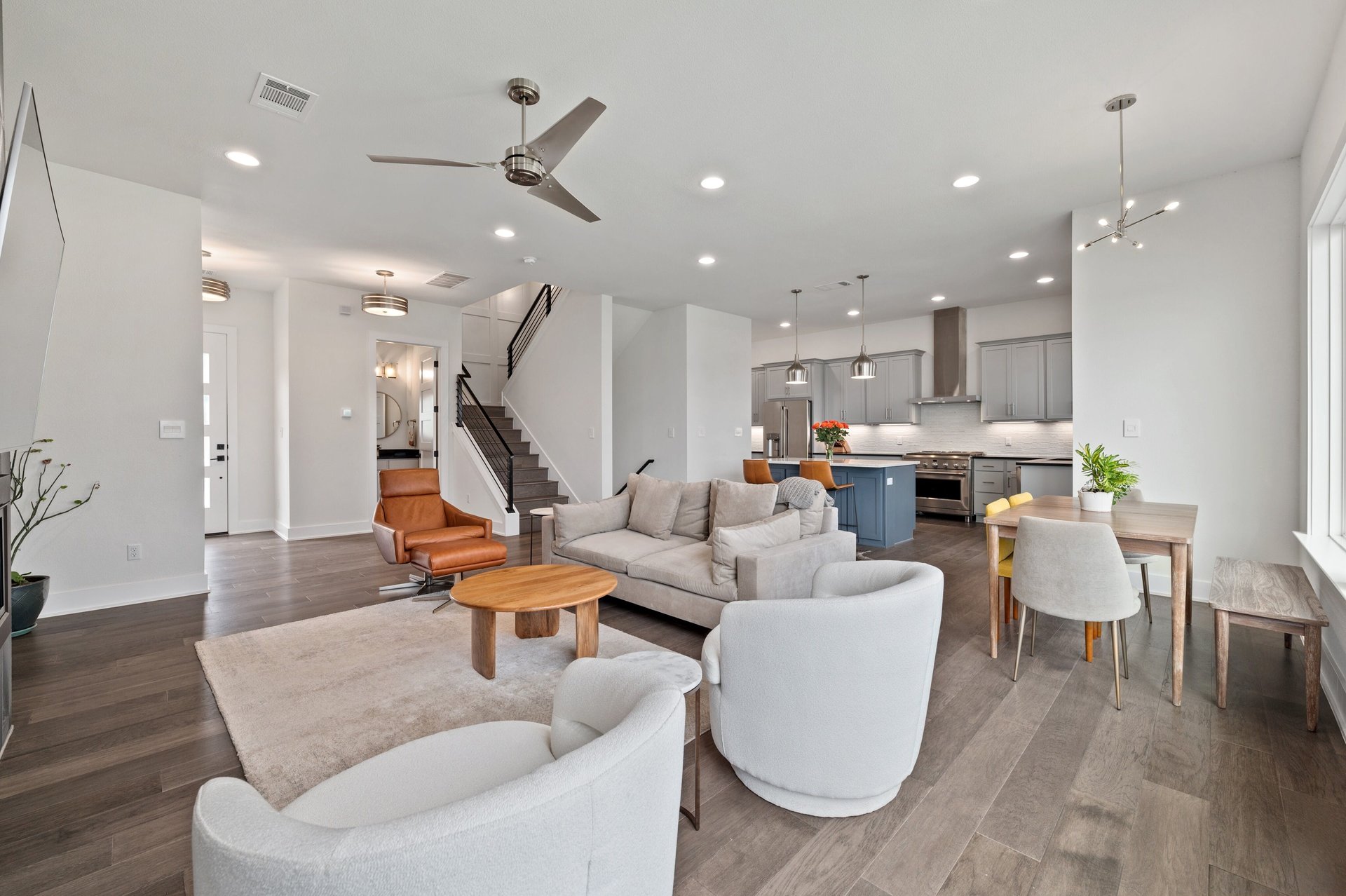 1215 Lake Shore Drive