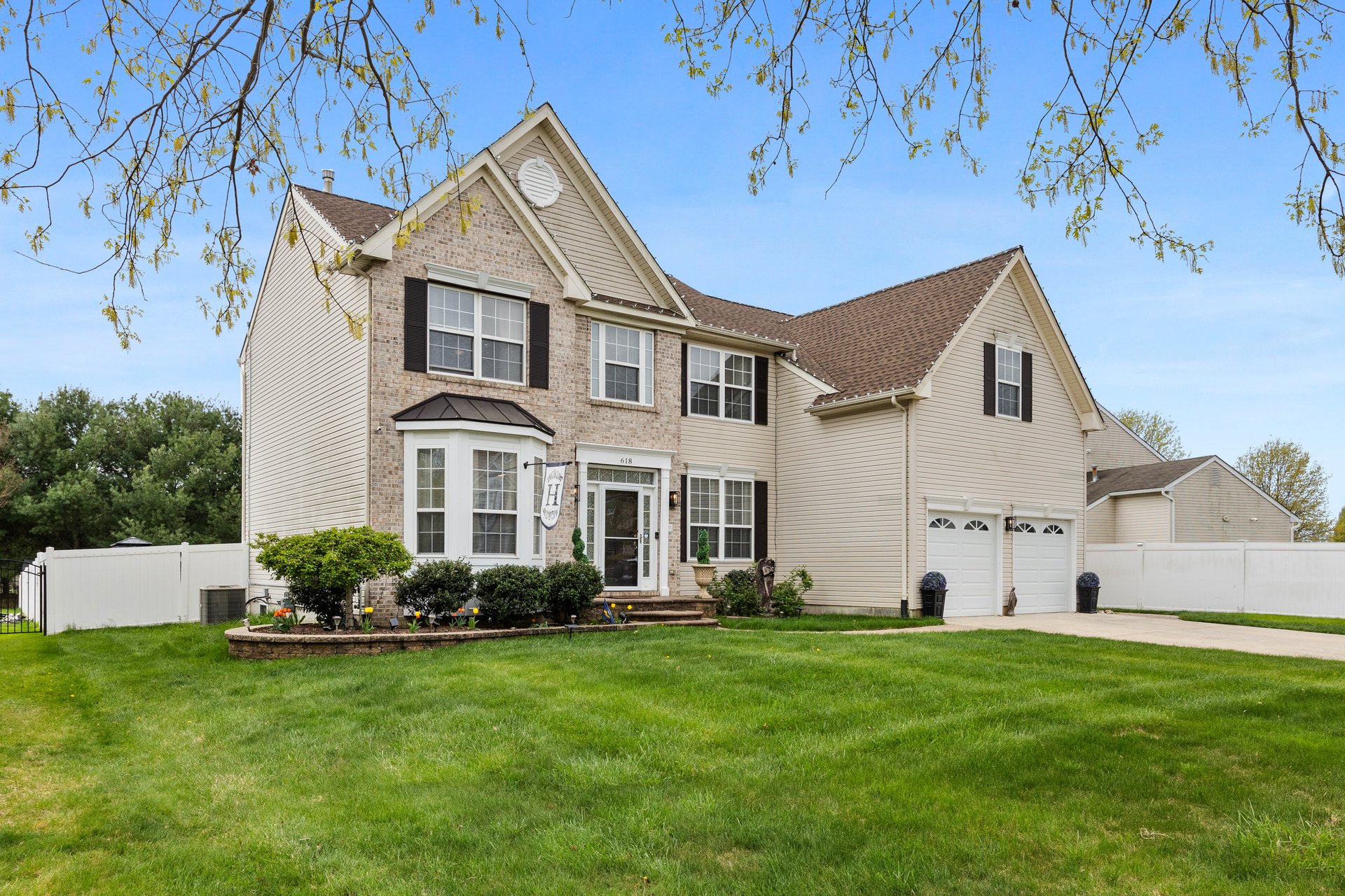 618 Stockton Dr