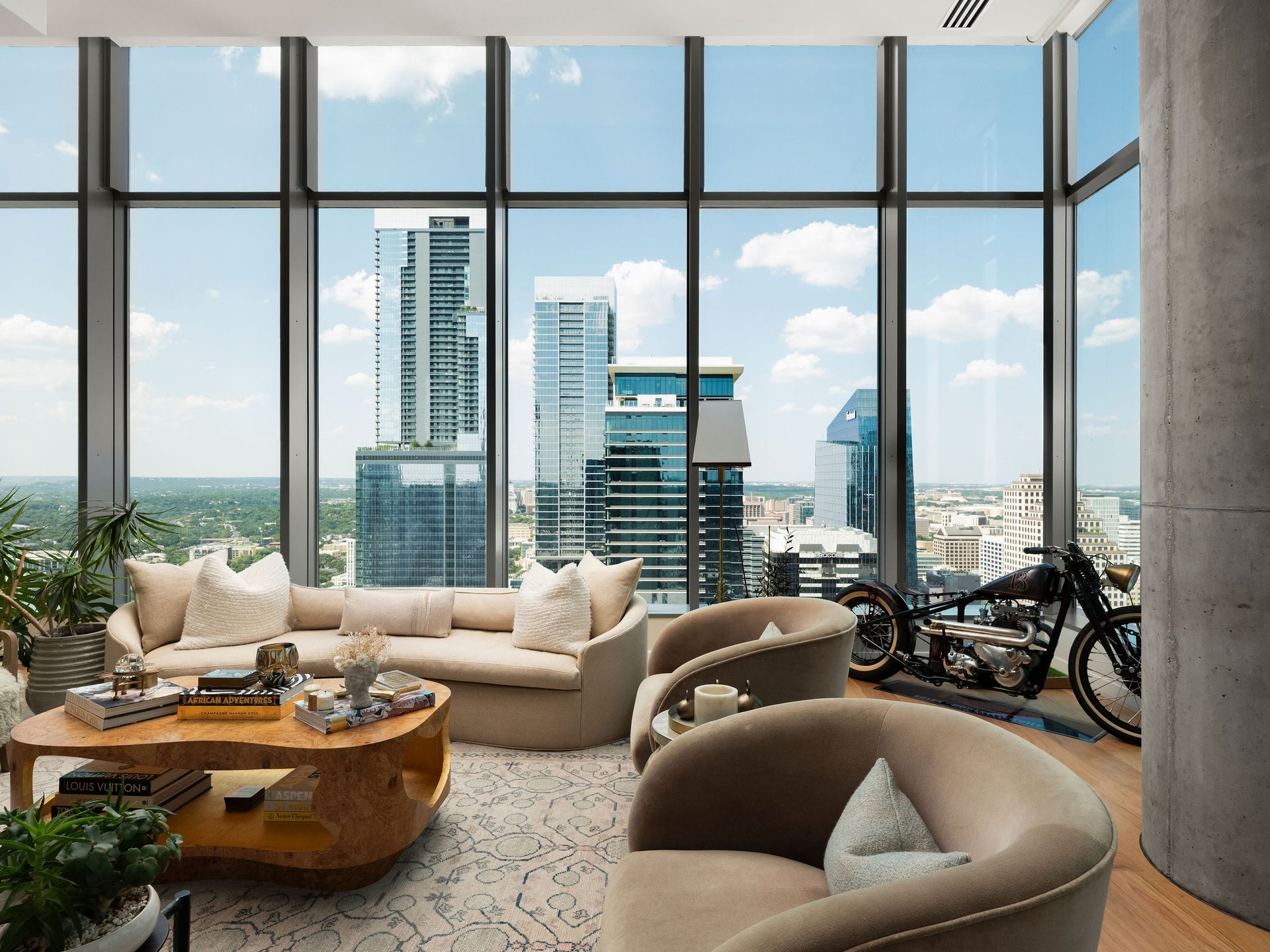 210 Lavaca Street #3504 