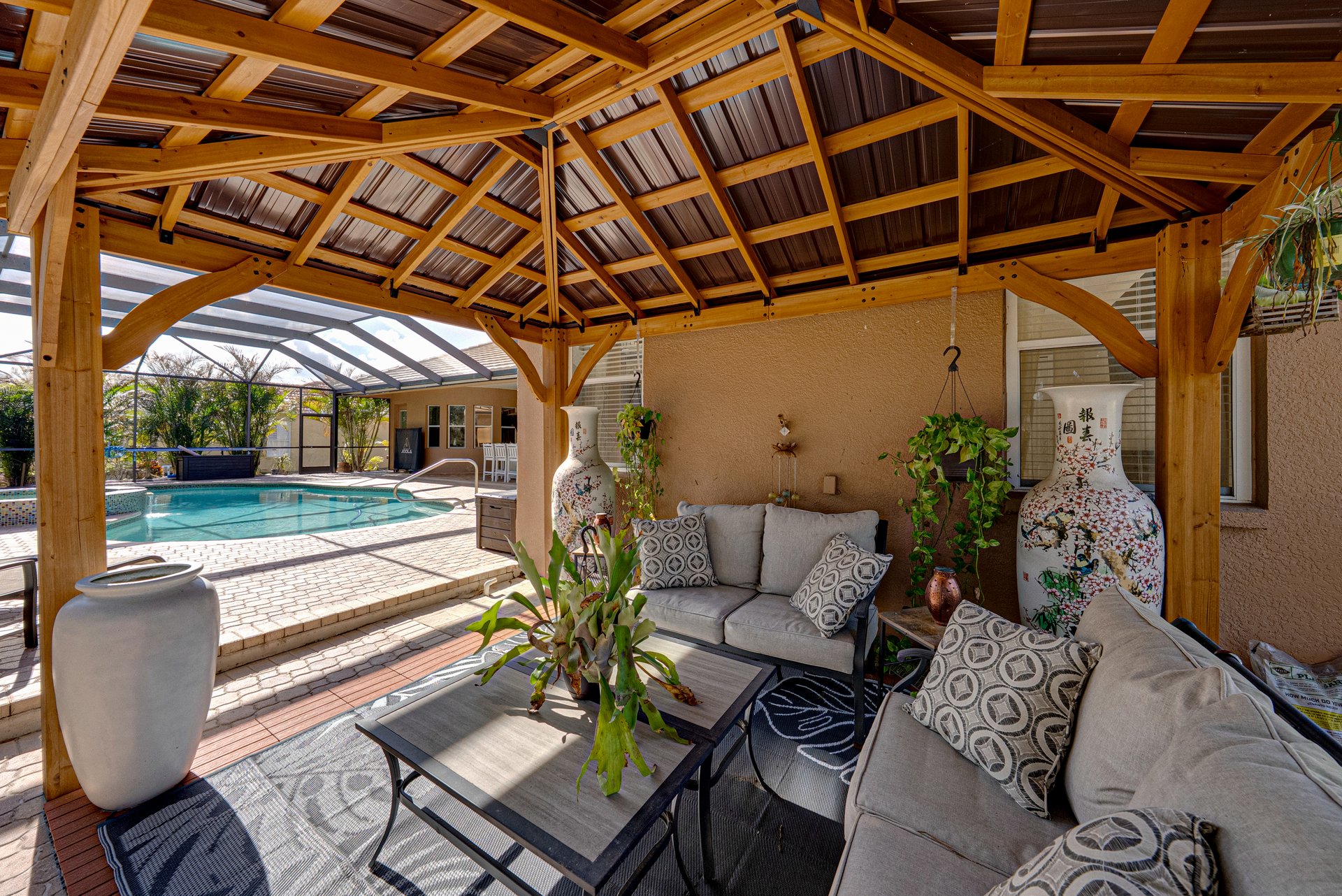 12852 GRAND TRAVERSE DR