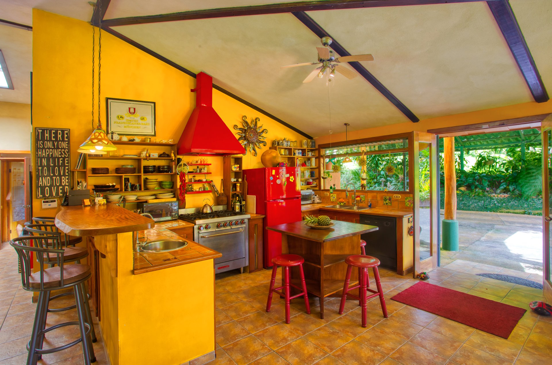 The Lucky Bug | Boutique Hotel & Investment Opportunity in Nuevo Arenal