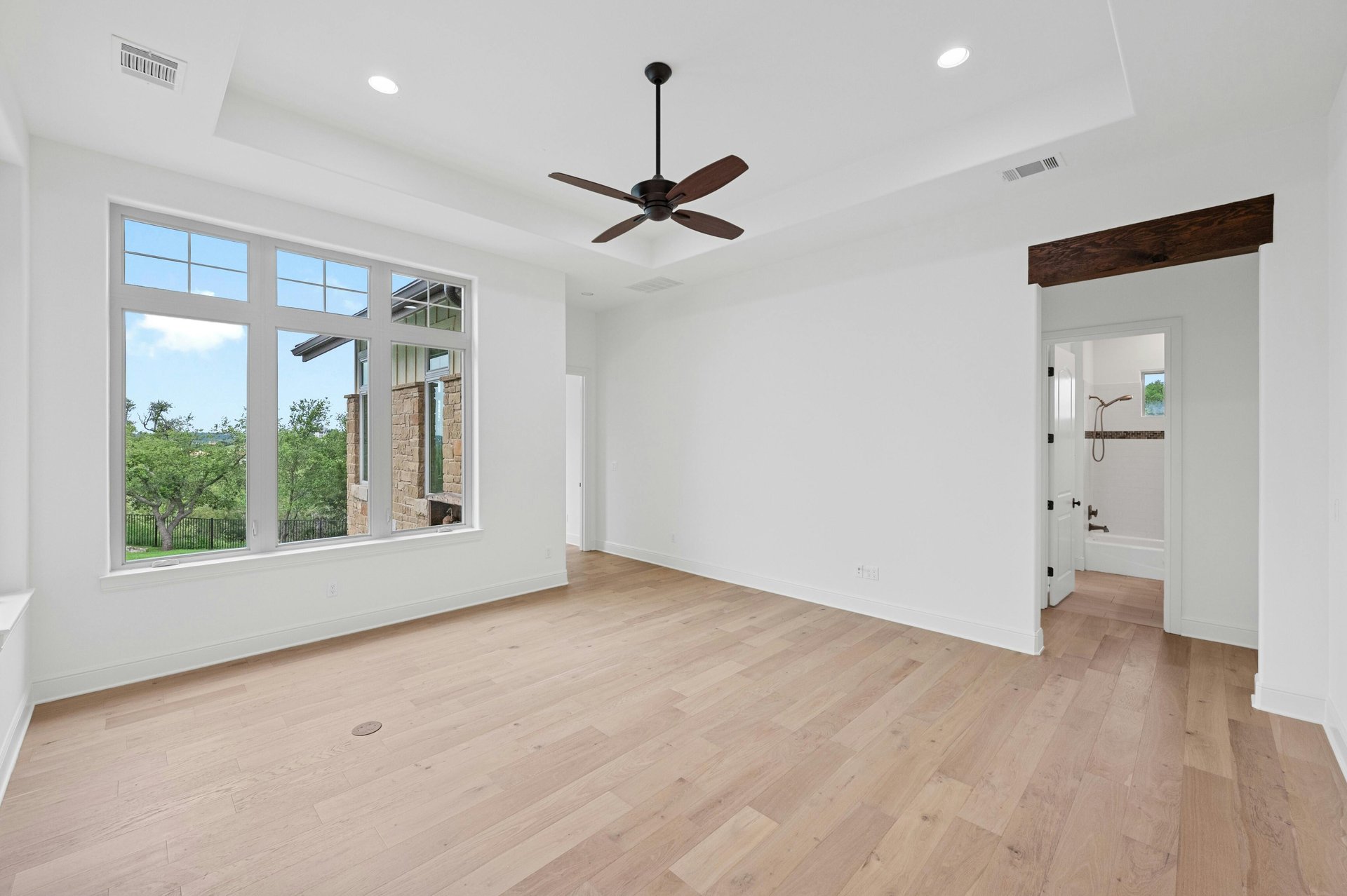 8024 Carlton Ridge