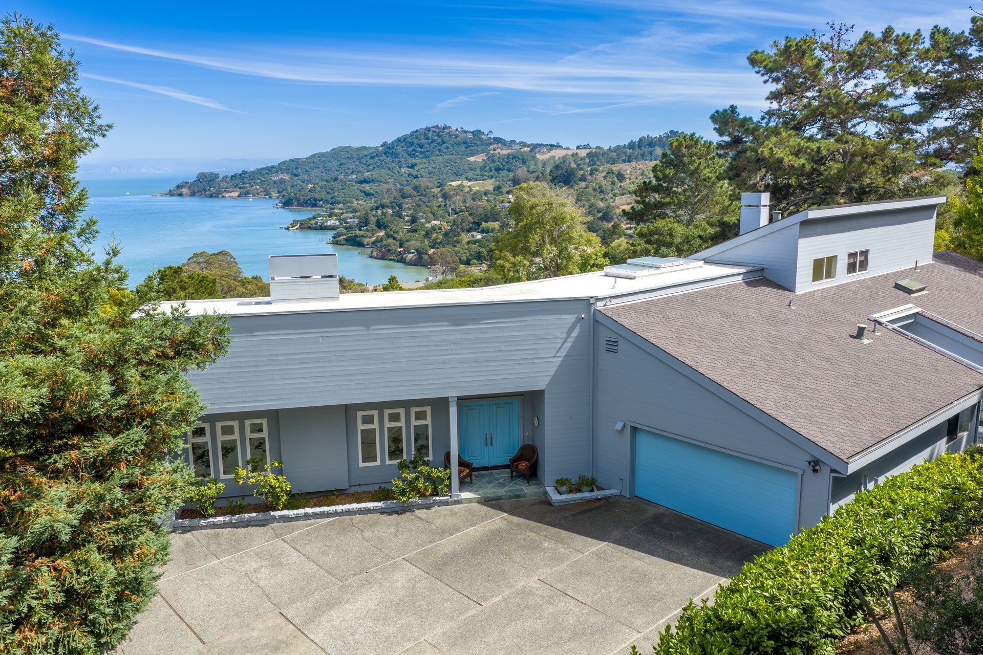 Tiburon Legacy Estate with Unparalleled Views and a Rare Connection to Nature