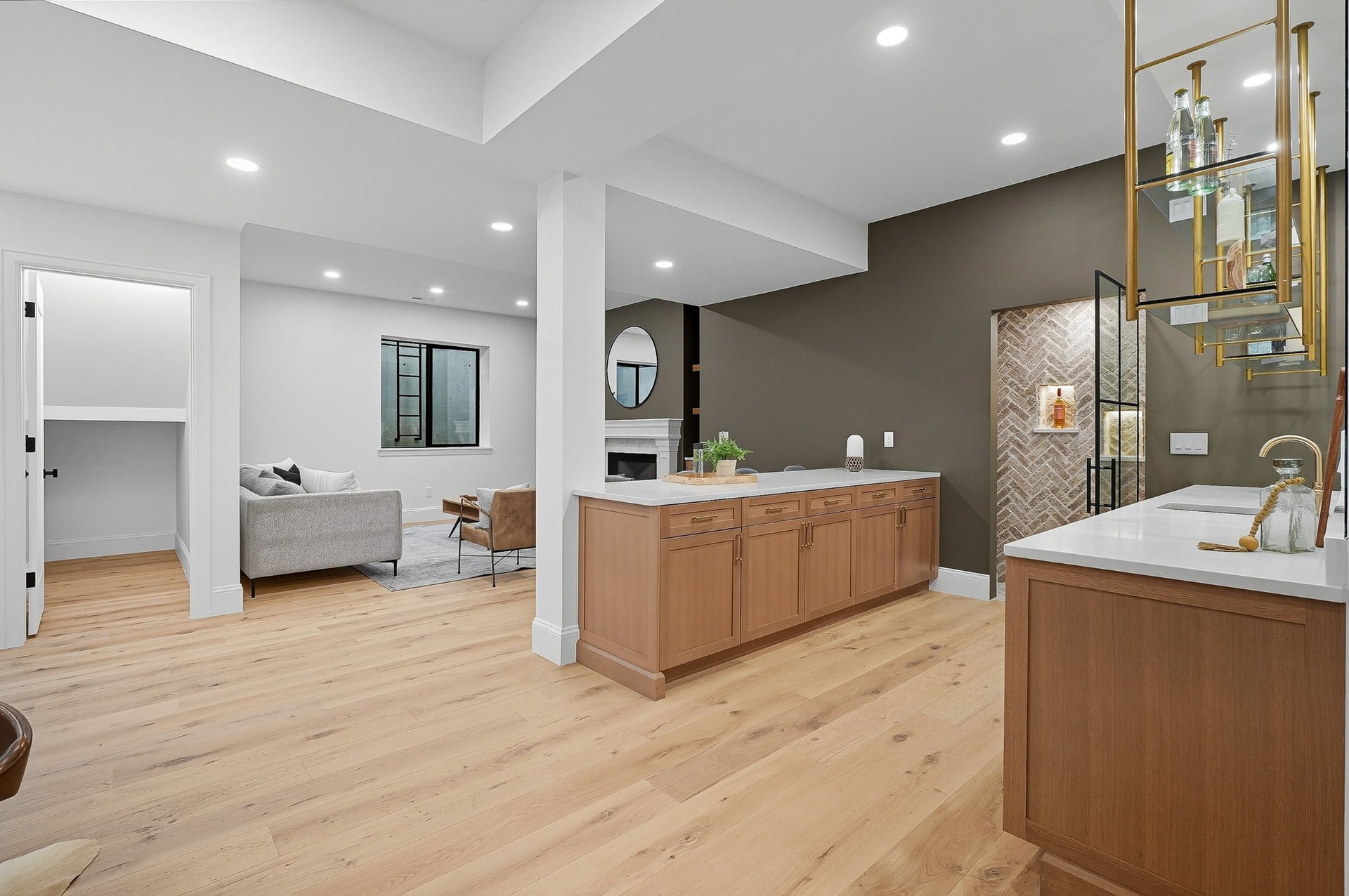1184 S. Williams St