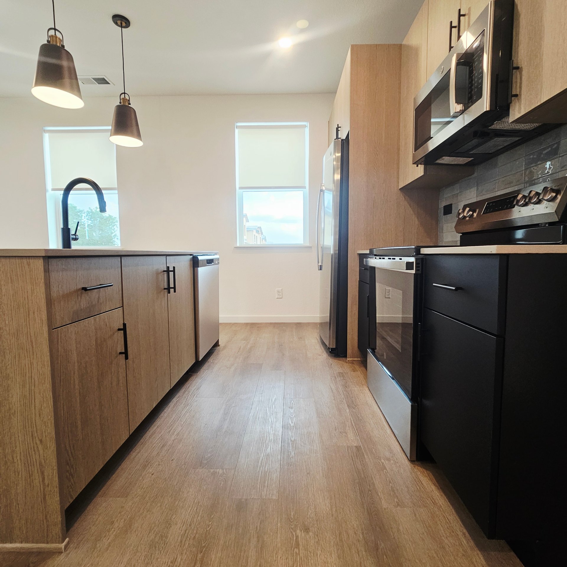3 Bed 3 Bath Townhomes with Garage in Arvada