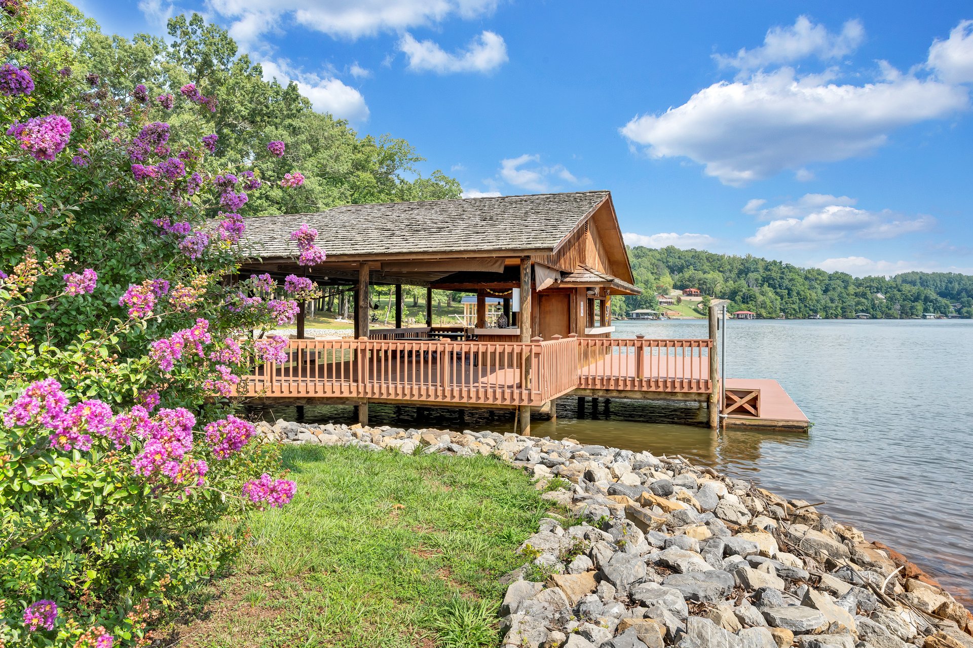 103 Crestview Road