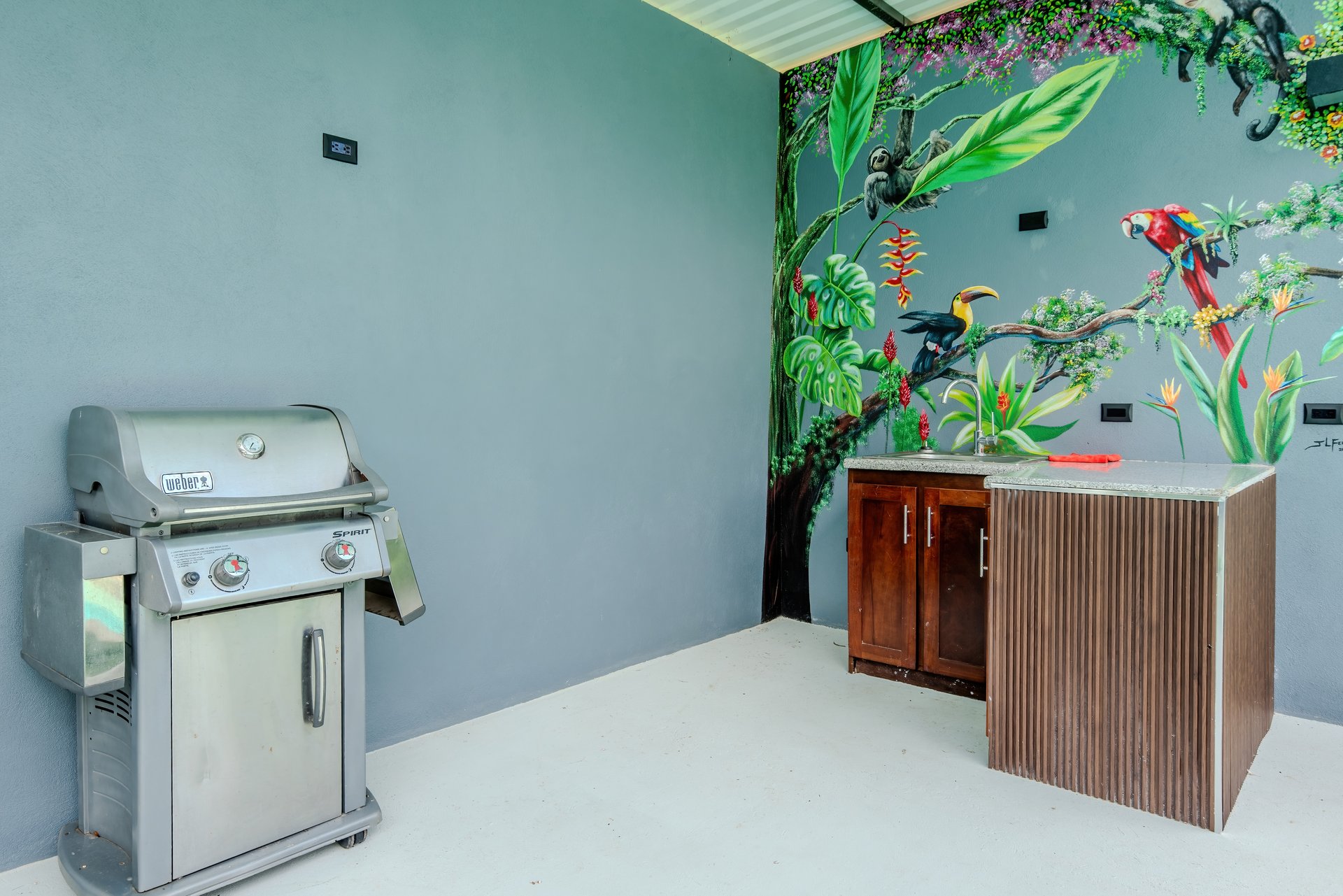 Brand-New Mountain View Home with Pool and Expansion Potential in Villa Nueva, Quepos