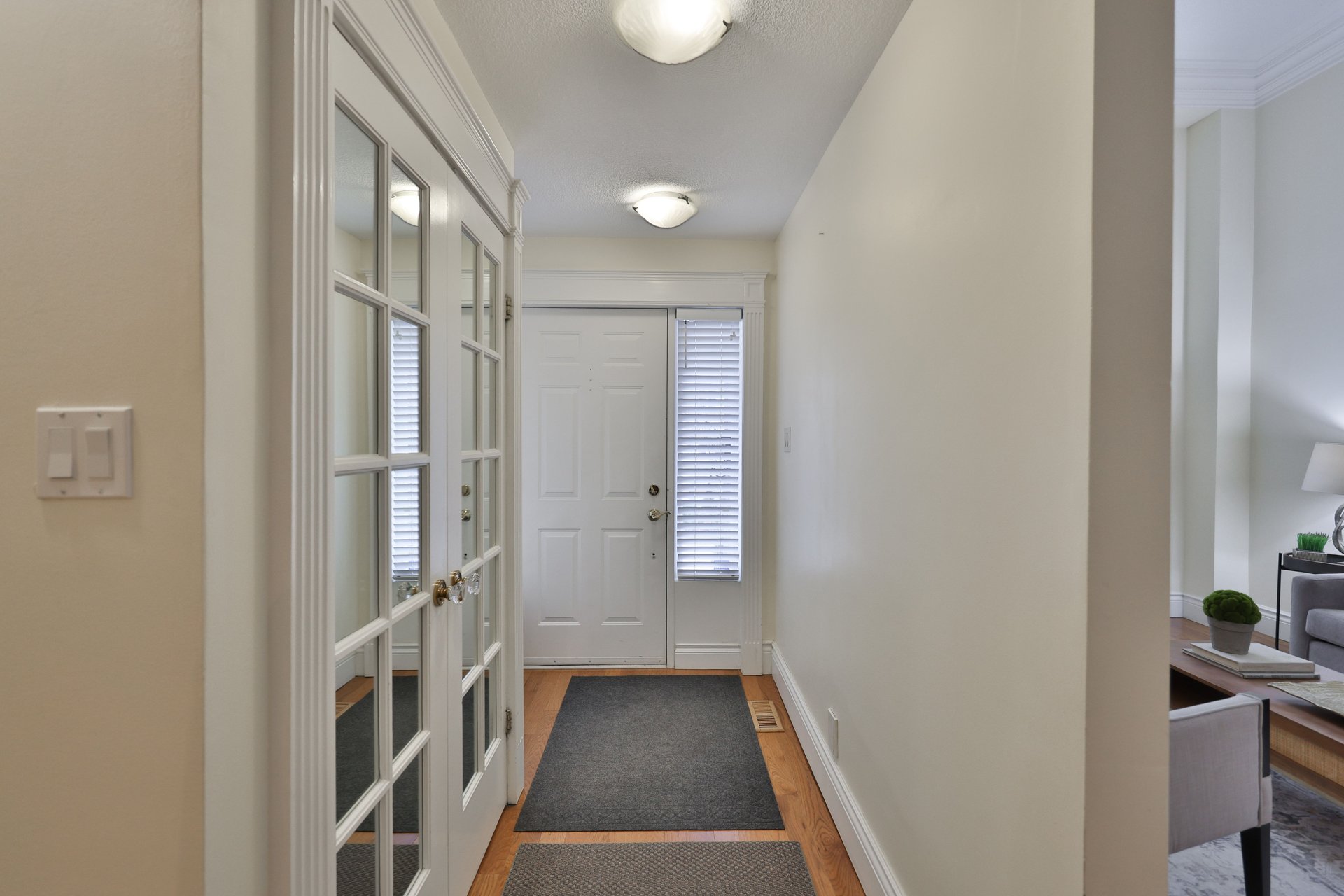 86 Forsythe Street, Oakville