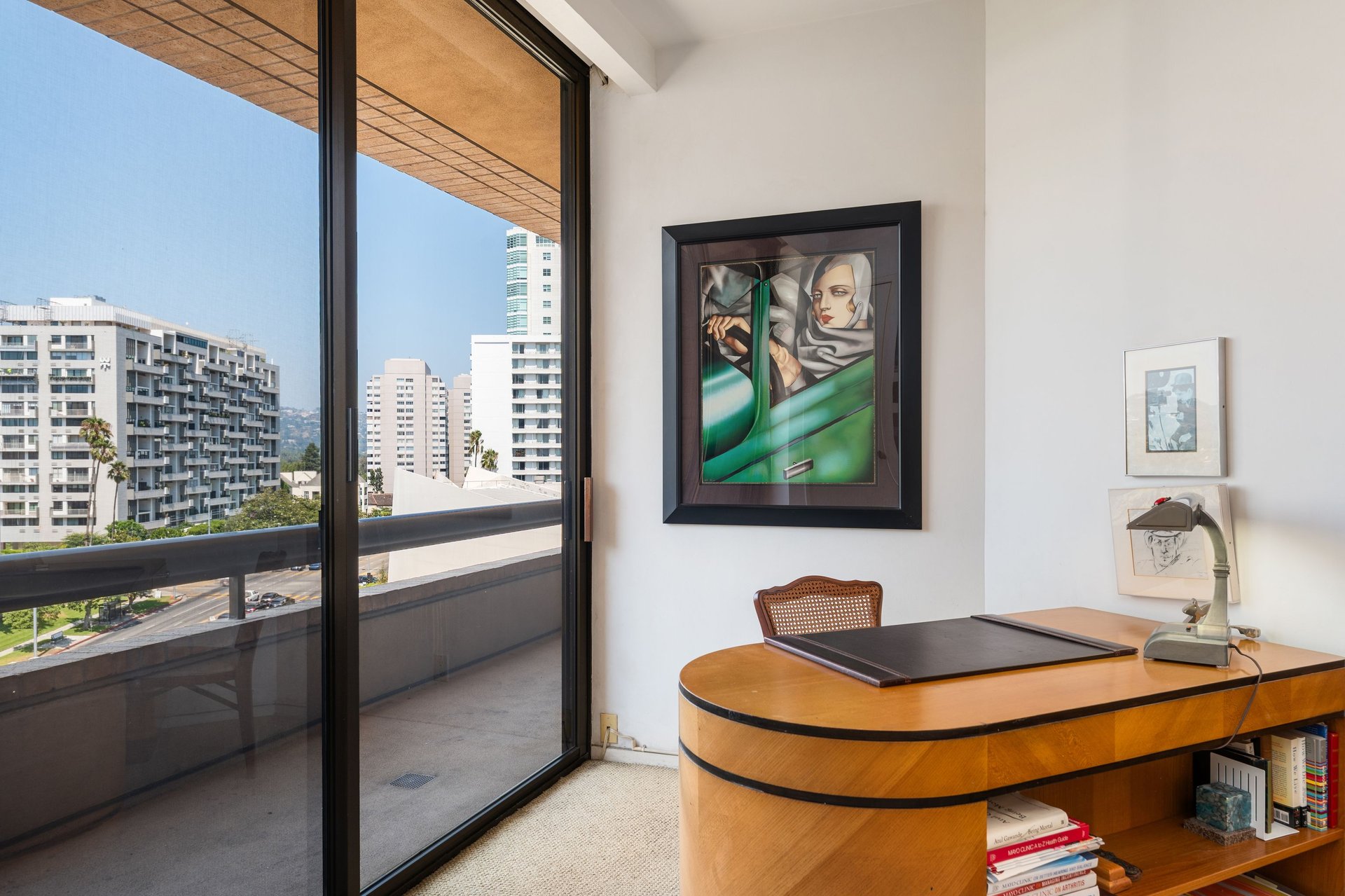 The Mirabella #802, Wilshire Corridor