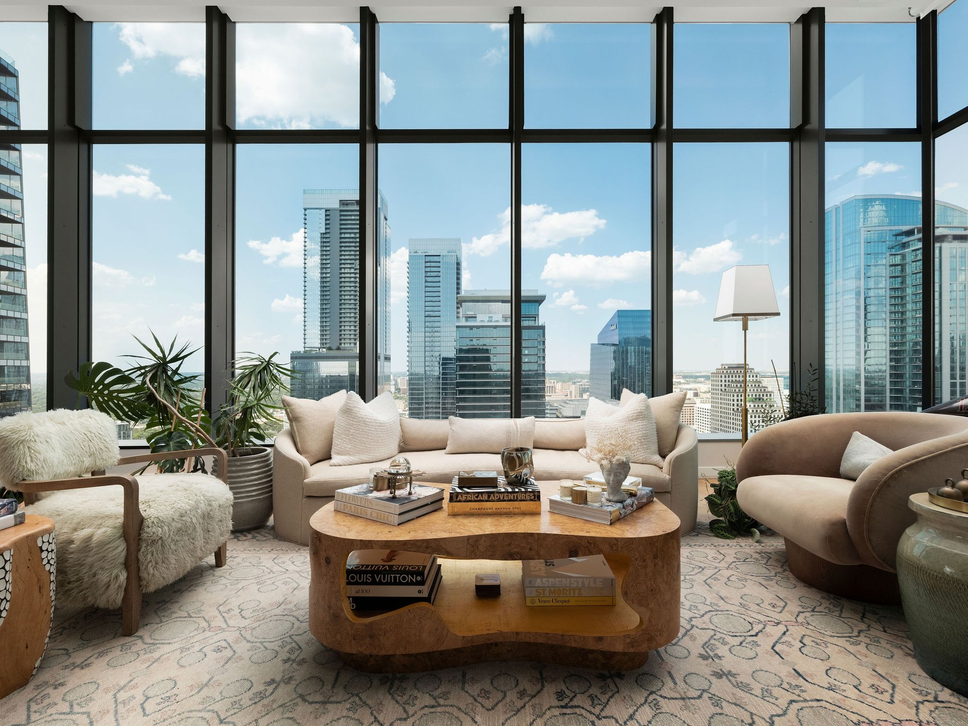 210 Lavaca Street #3504 