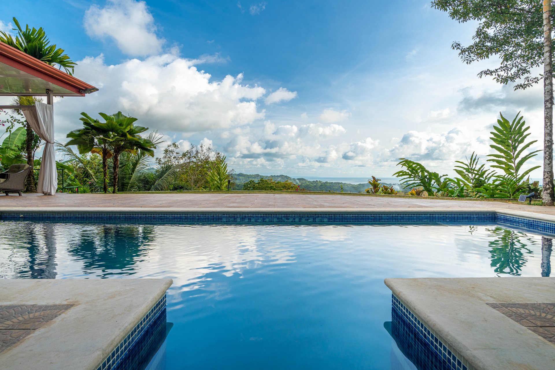 Expansive Ocean Views, Central Ojochal - 3 bed, 3 bath!