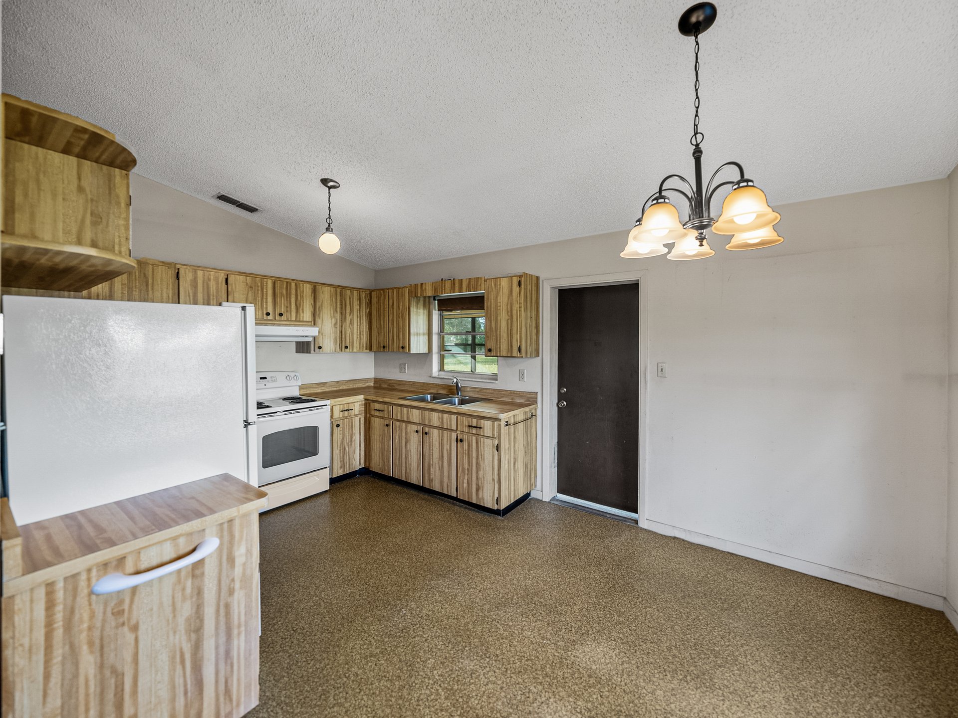 38847 CENTENNIAL RD