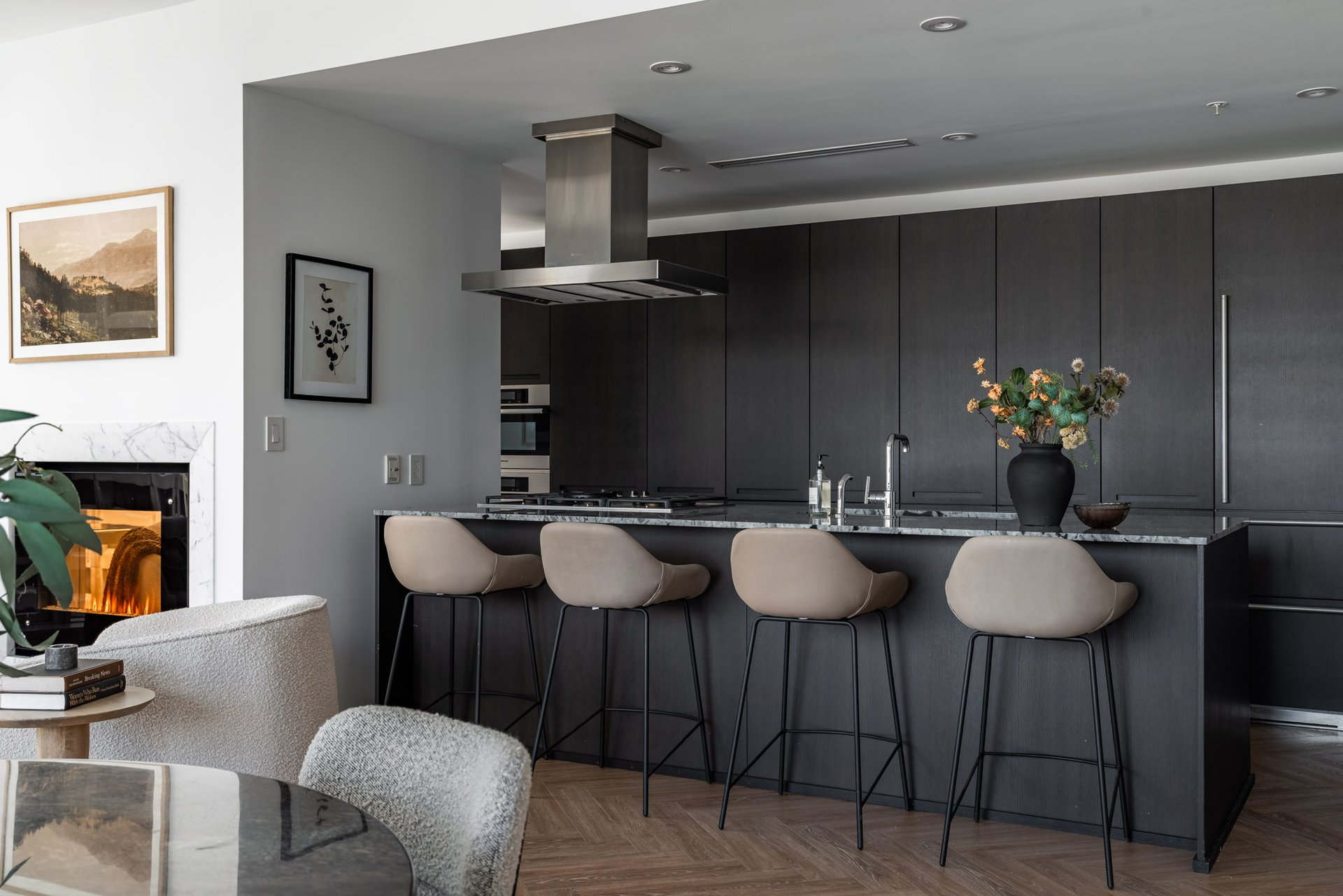 Suite 1906- 180 University Avenue