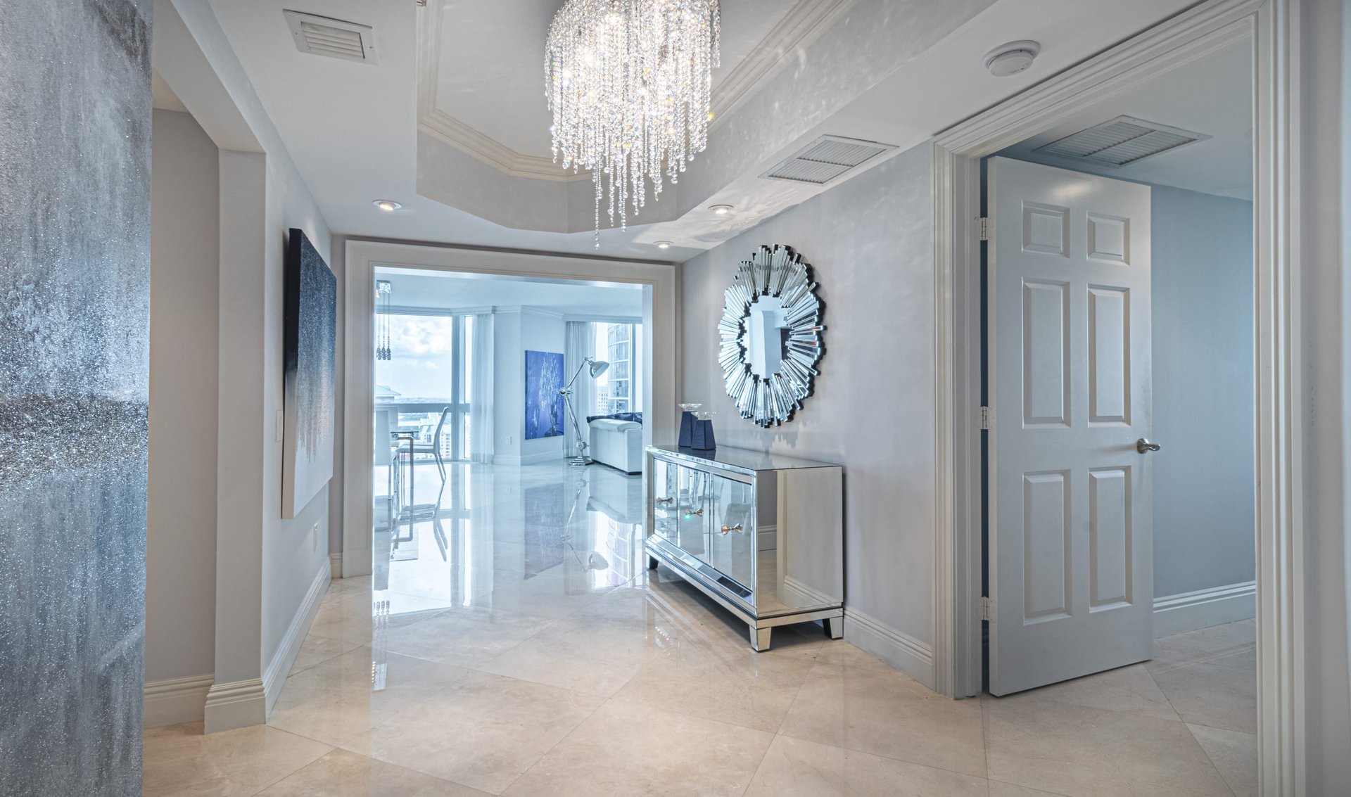 411 N New River Dr Unit: 2701
