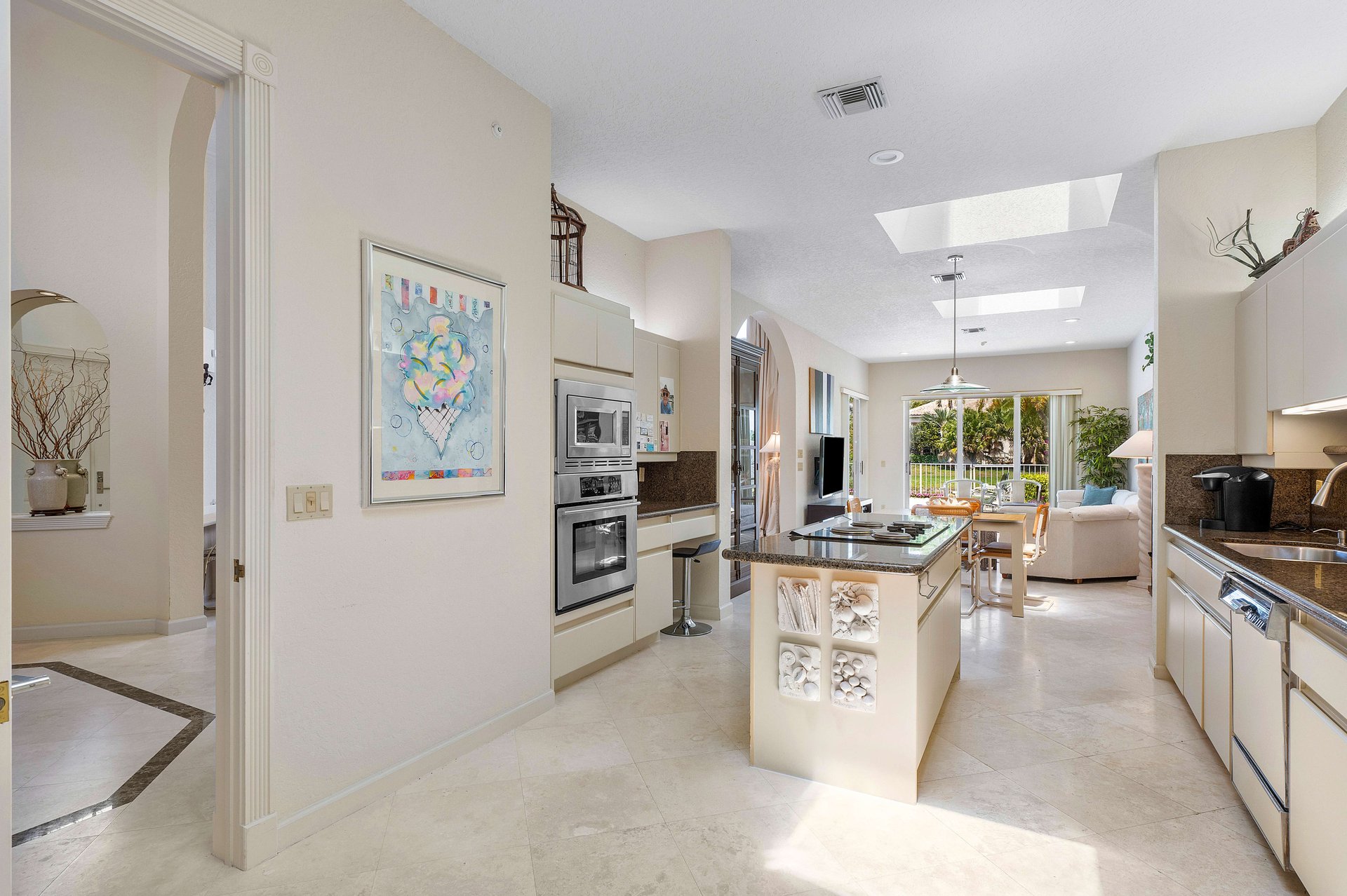 17287 Bridleway Trail