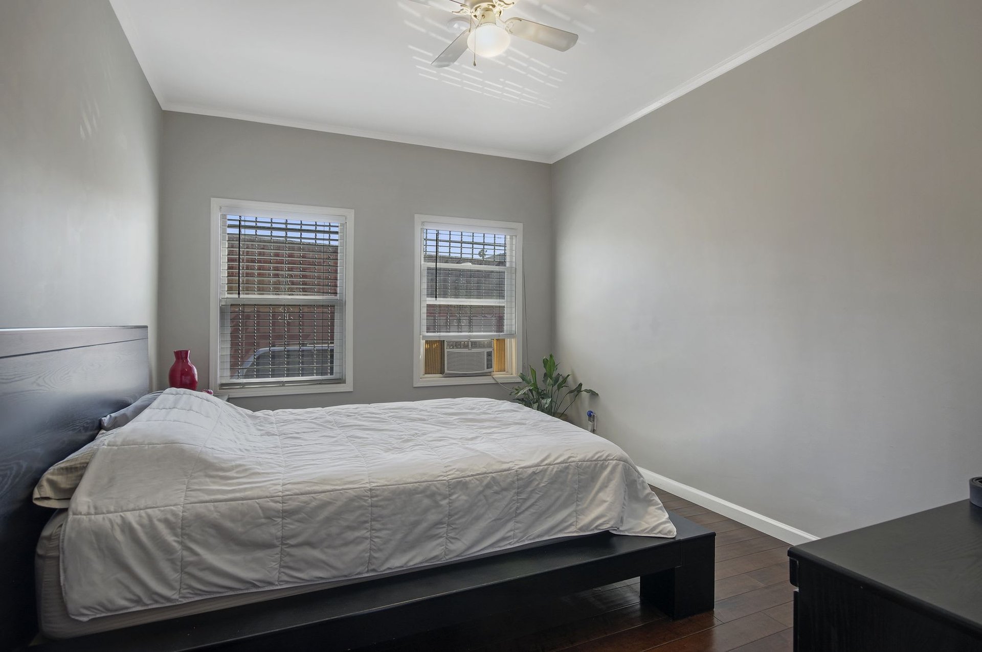 Excellent Opportunity. 5-Units at Strong Current 5.6% Cap in Wilshire HIghlands