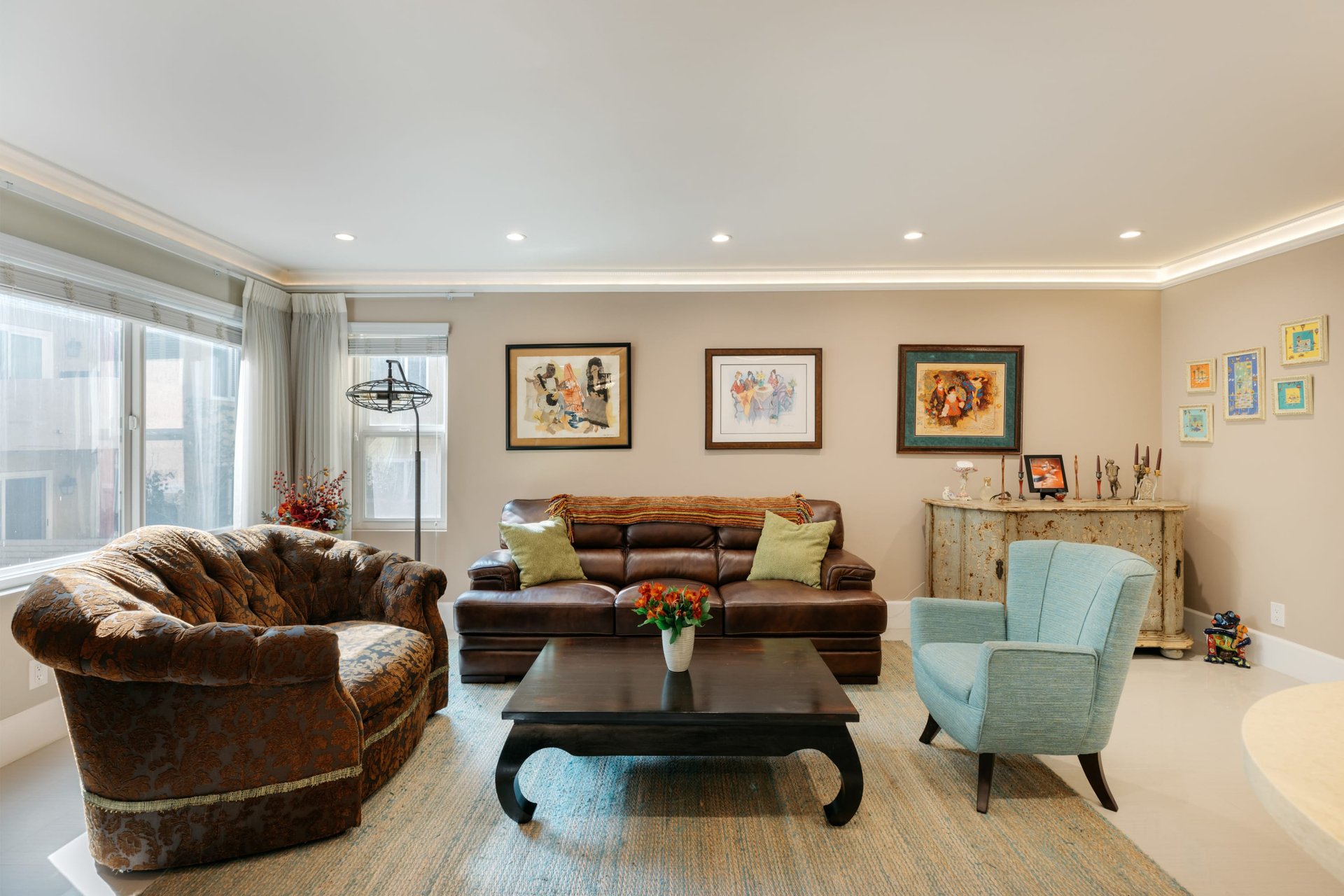 Rare Corner Unit at The Wilshire Barrington