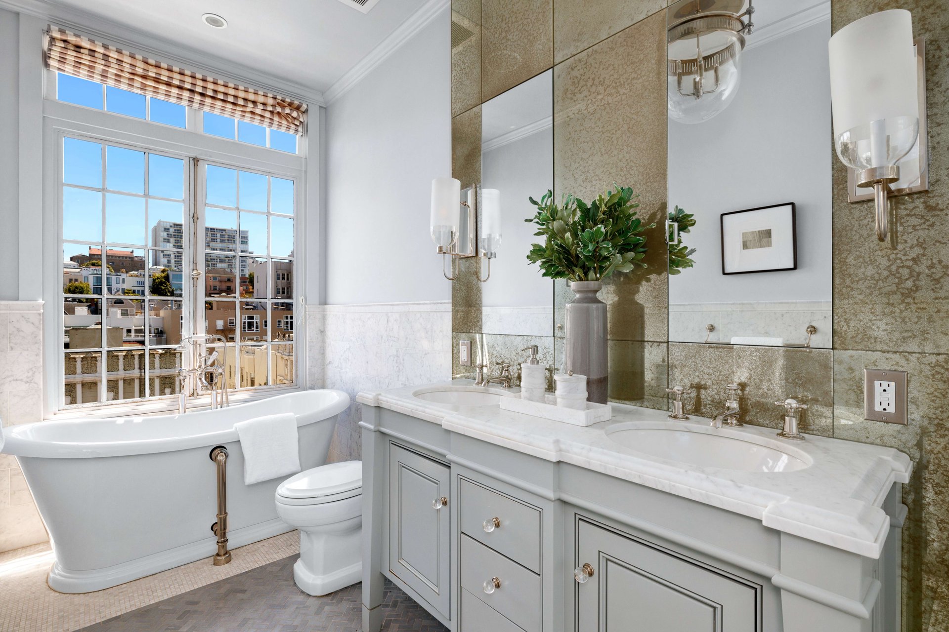 Grand Scale, Pre-War Apartment with North Bay Views