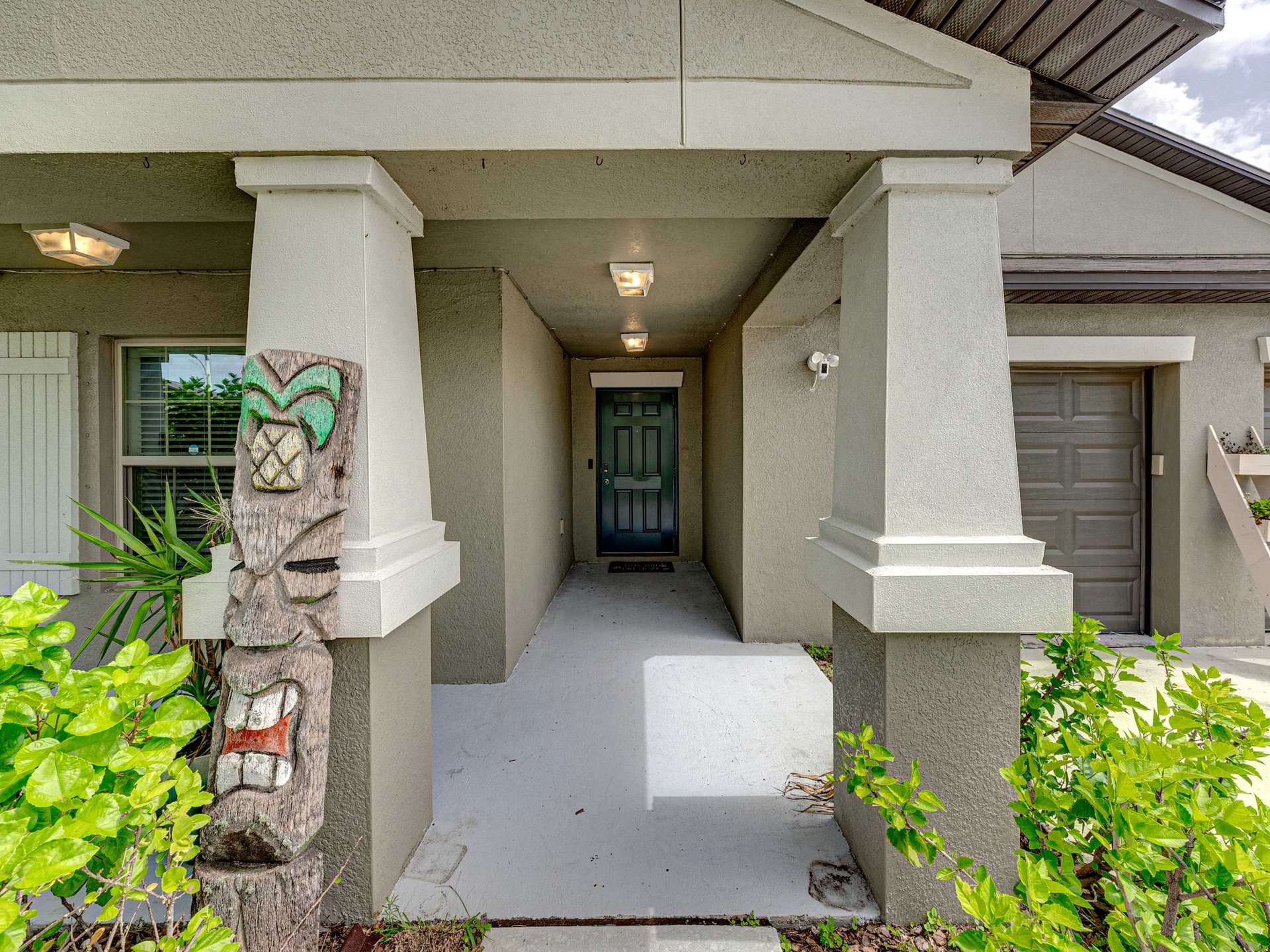 5474 LESLIE CANYON DR