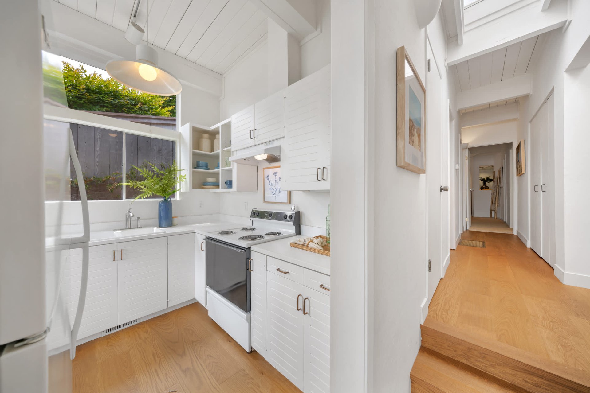 Old Town Tiburon Duplex with Sweeping Views
