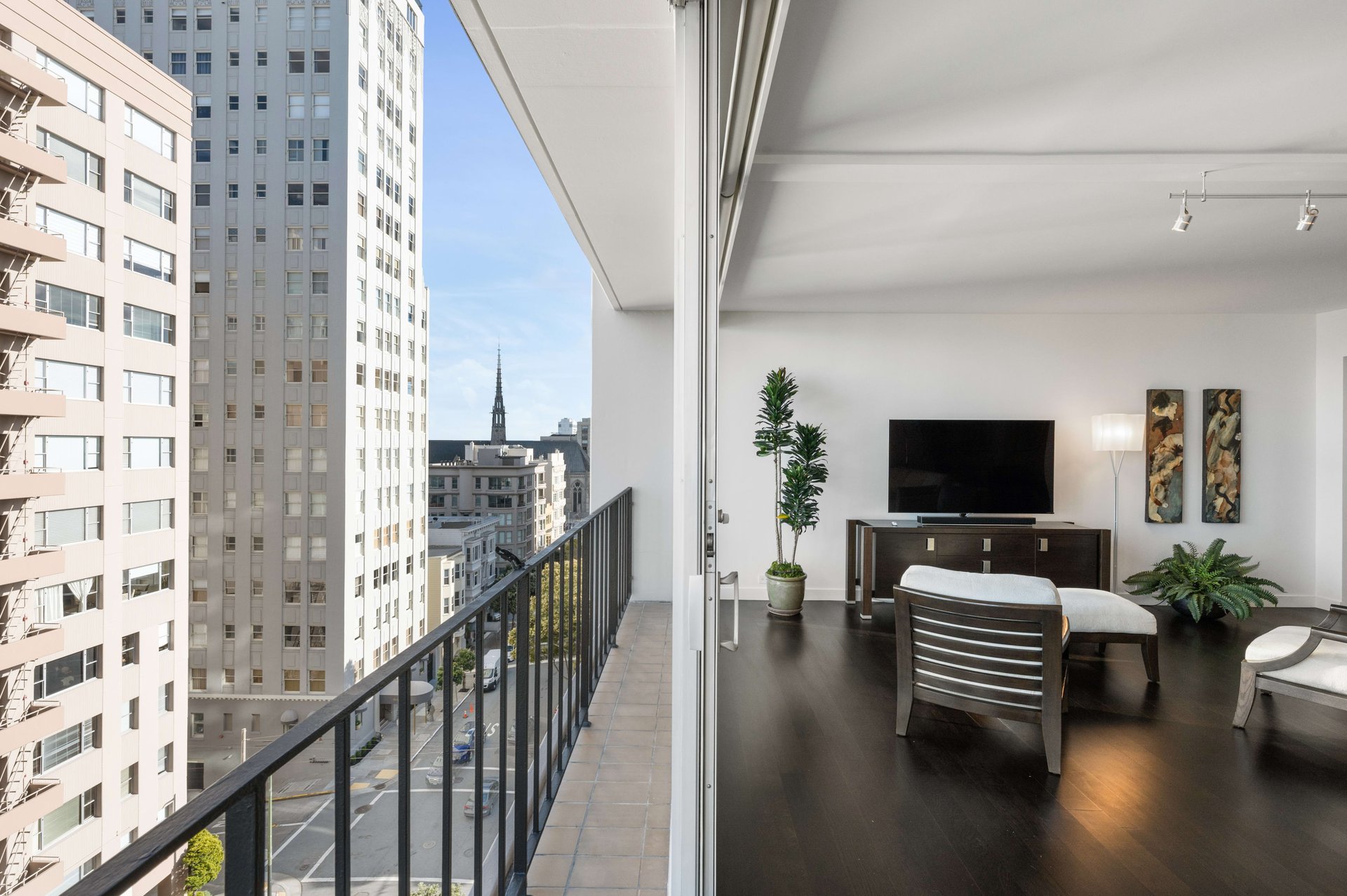 Beautifully Renovated View Apartment at The Comstock