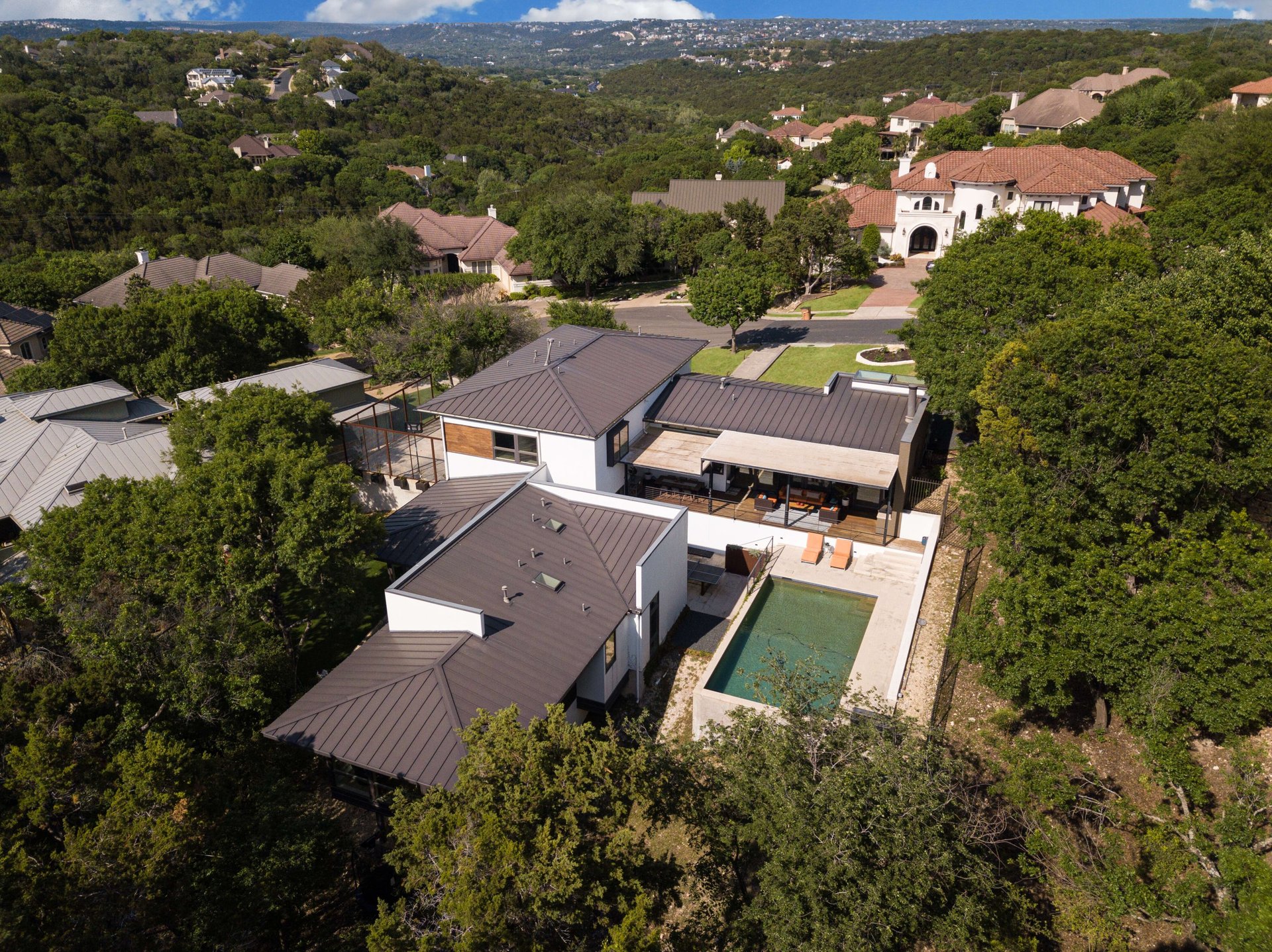 5613 Clarion Cove