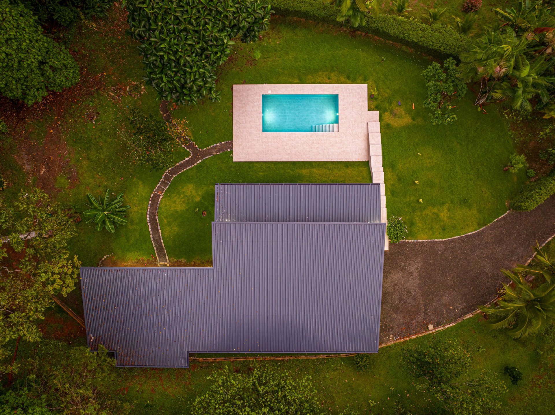 MOVE-IN READY OCEAN VIEW HOME IN CINCO VENTANAS WITH MAJESTIC RIVER ACCESS