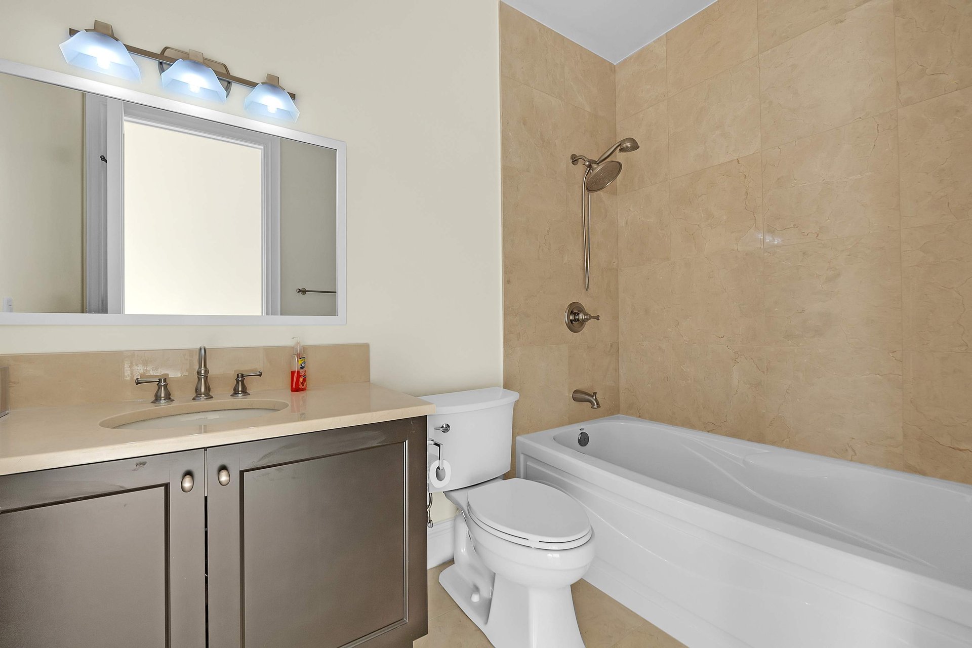 2191 Yonge St Suite 5202