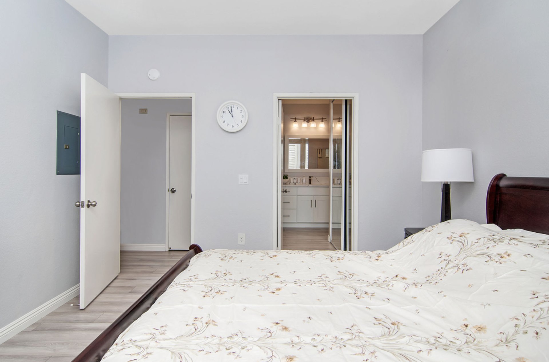 New Salem, Mira Mesa condo