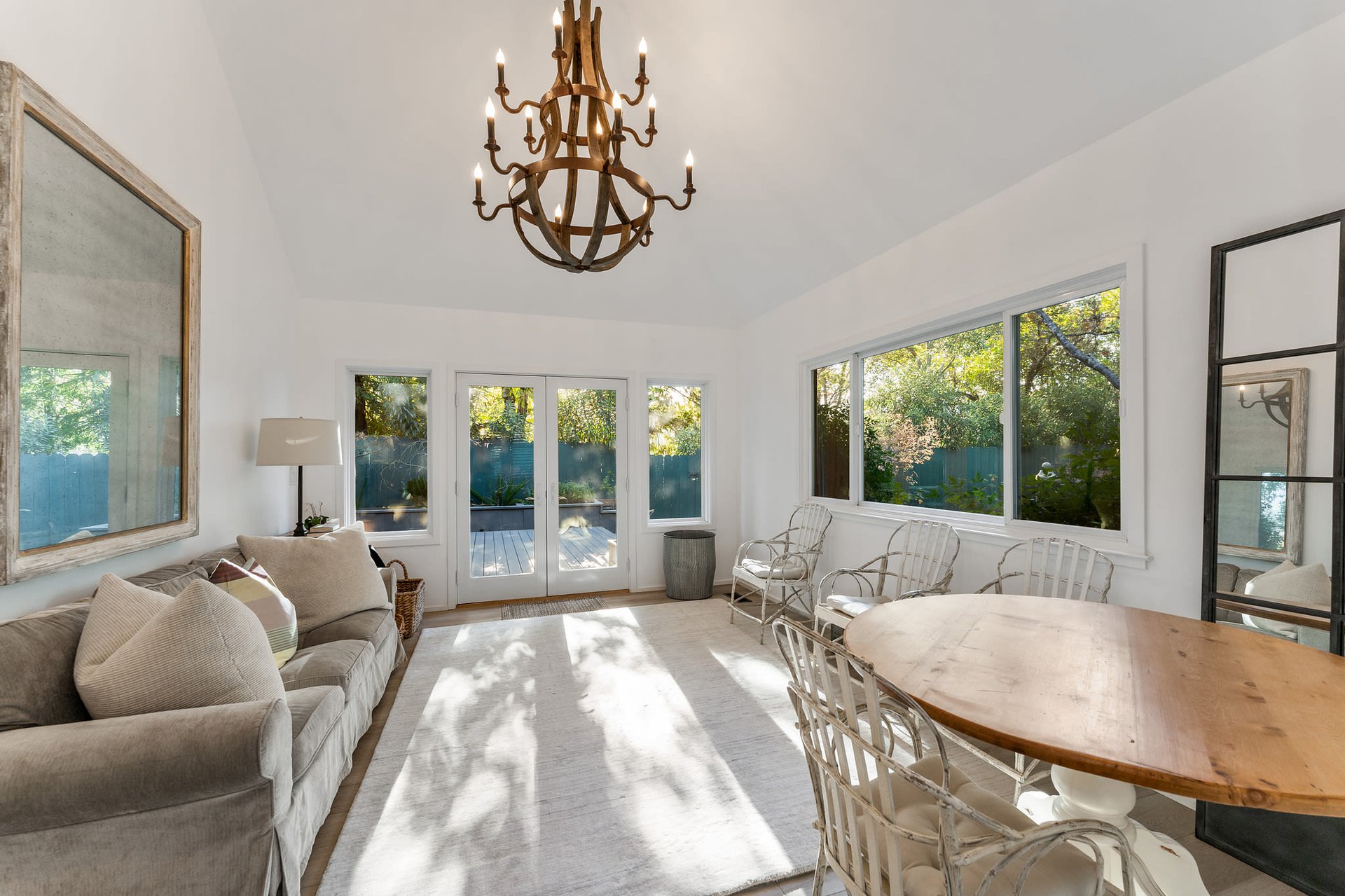1385 Grove Court, St Helena
