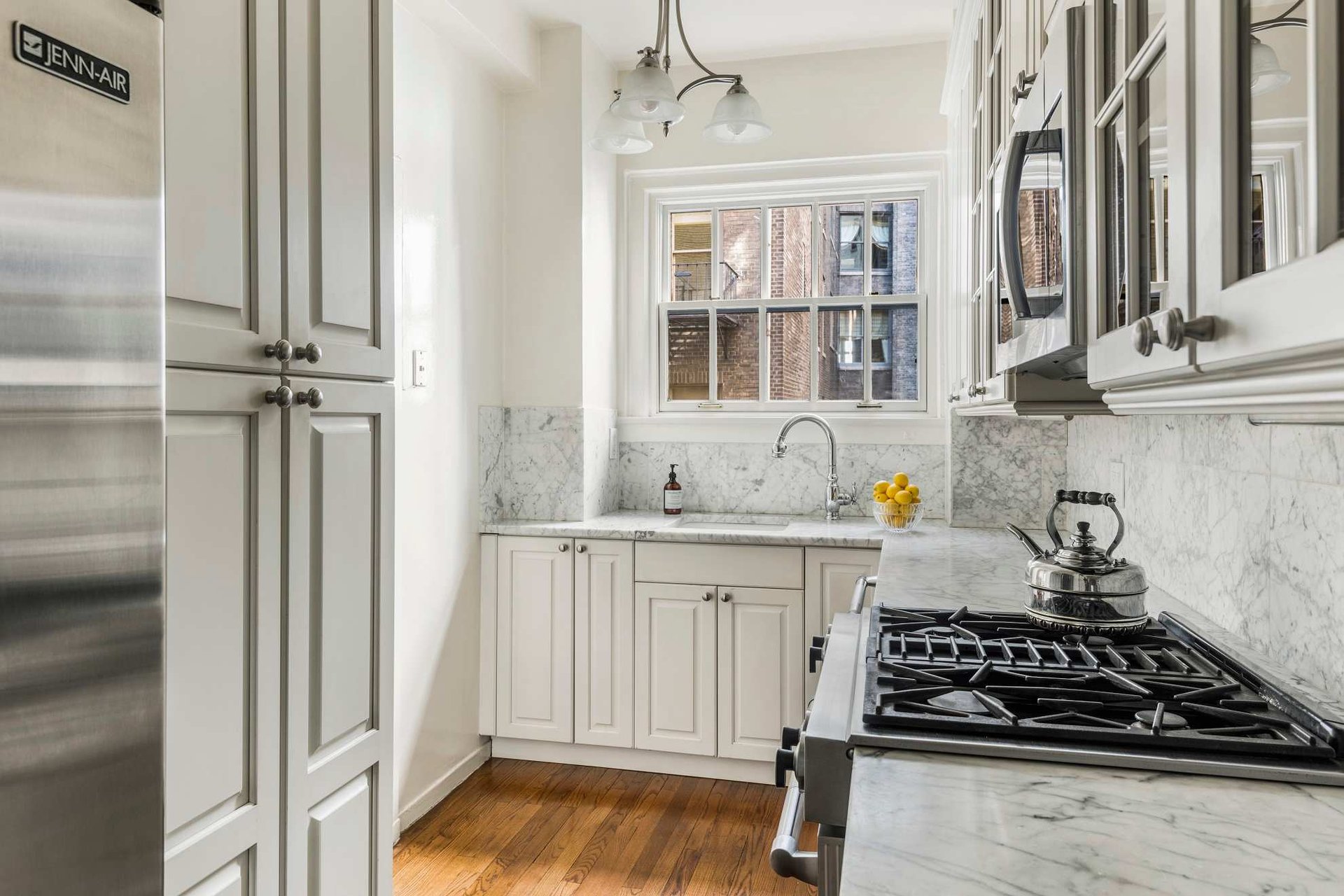 Gorgeously Renovated 2-Bedroom Gem