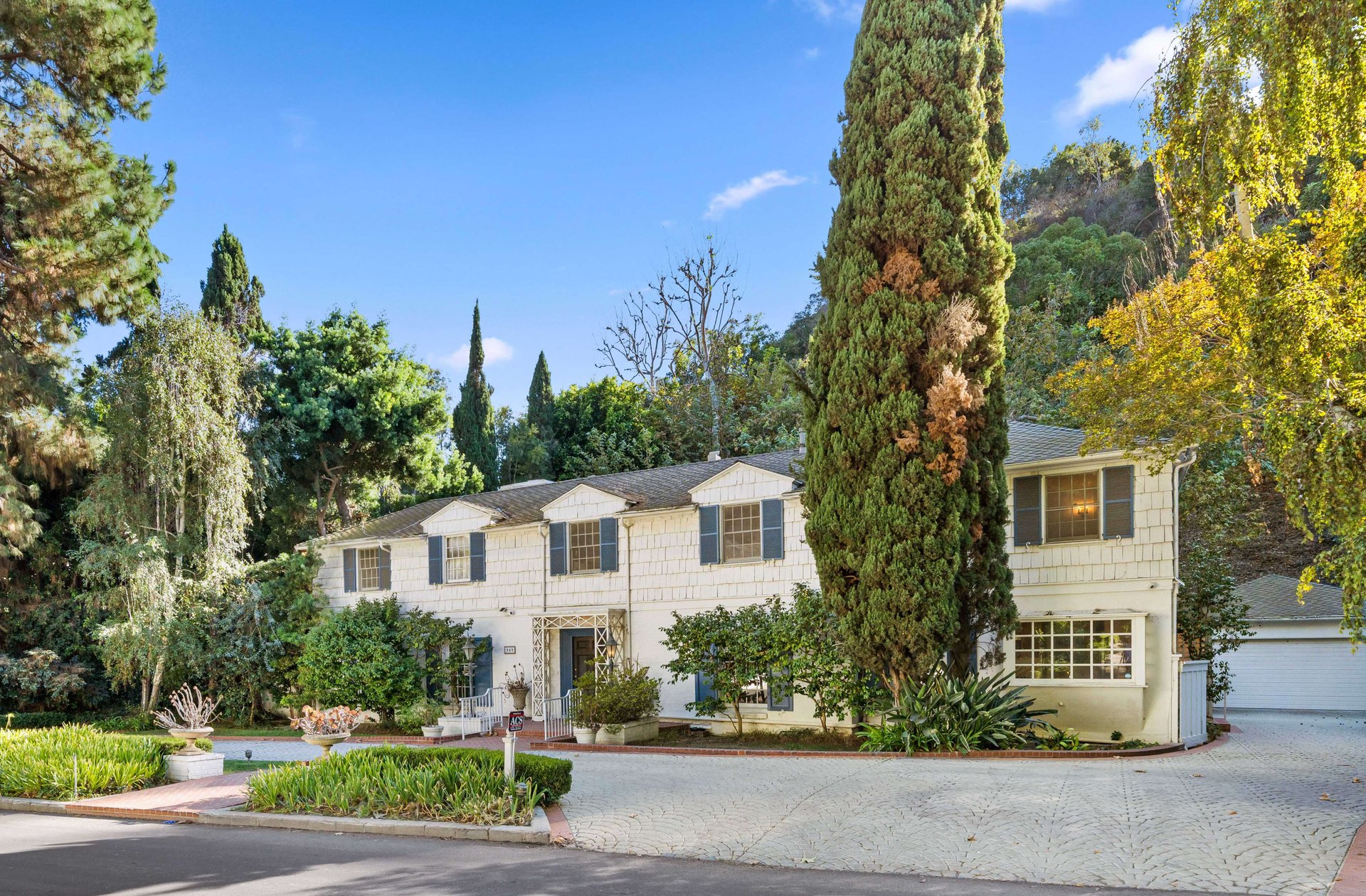 949 Stone Canyon Rd, Bel Air