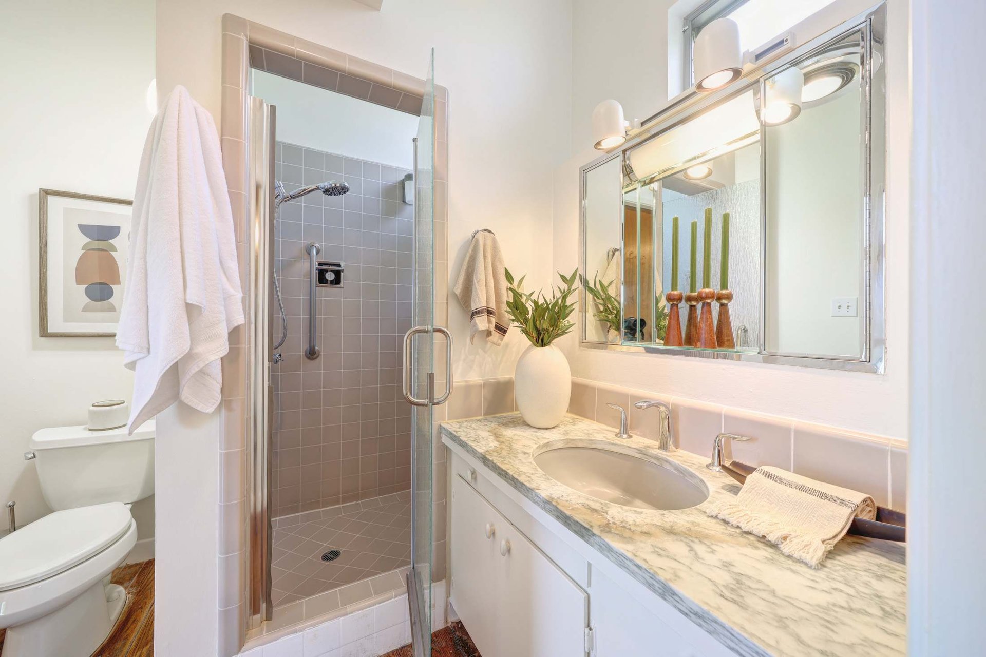 Old Town Tiburon Duplex with Sweeping Views