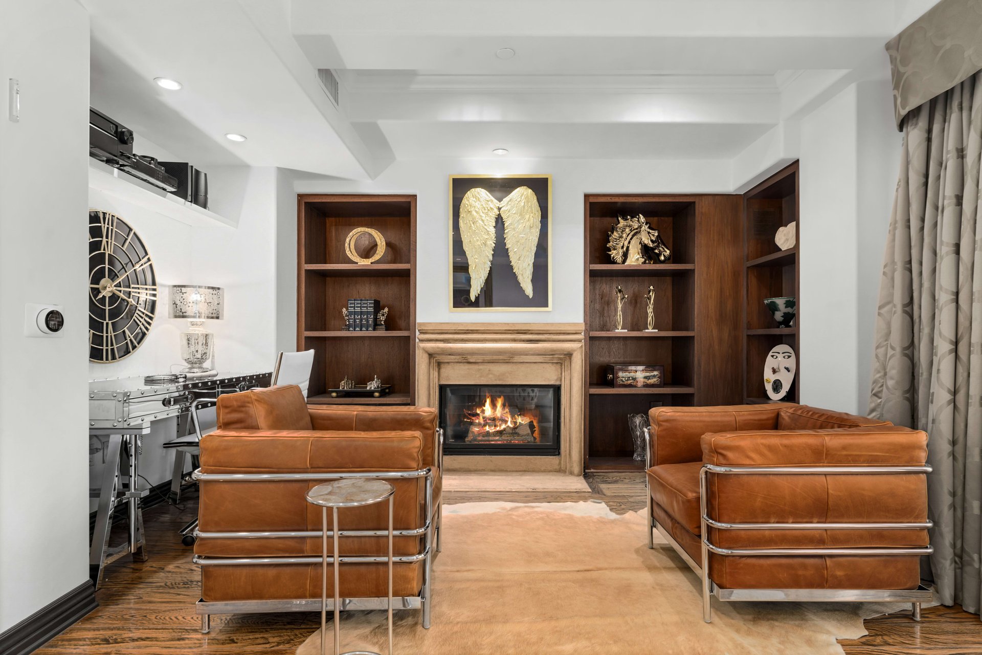 The Venezia #405, Wilshire Corridor