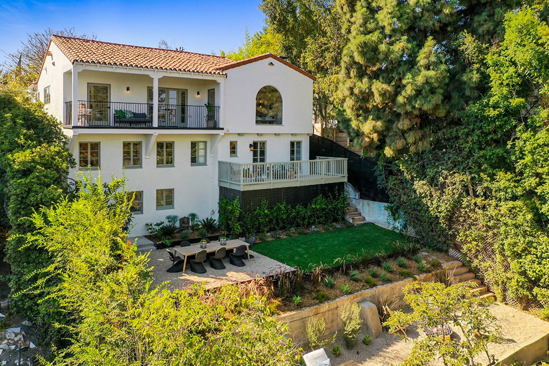  2314 Moreno Dr