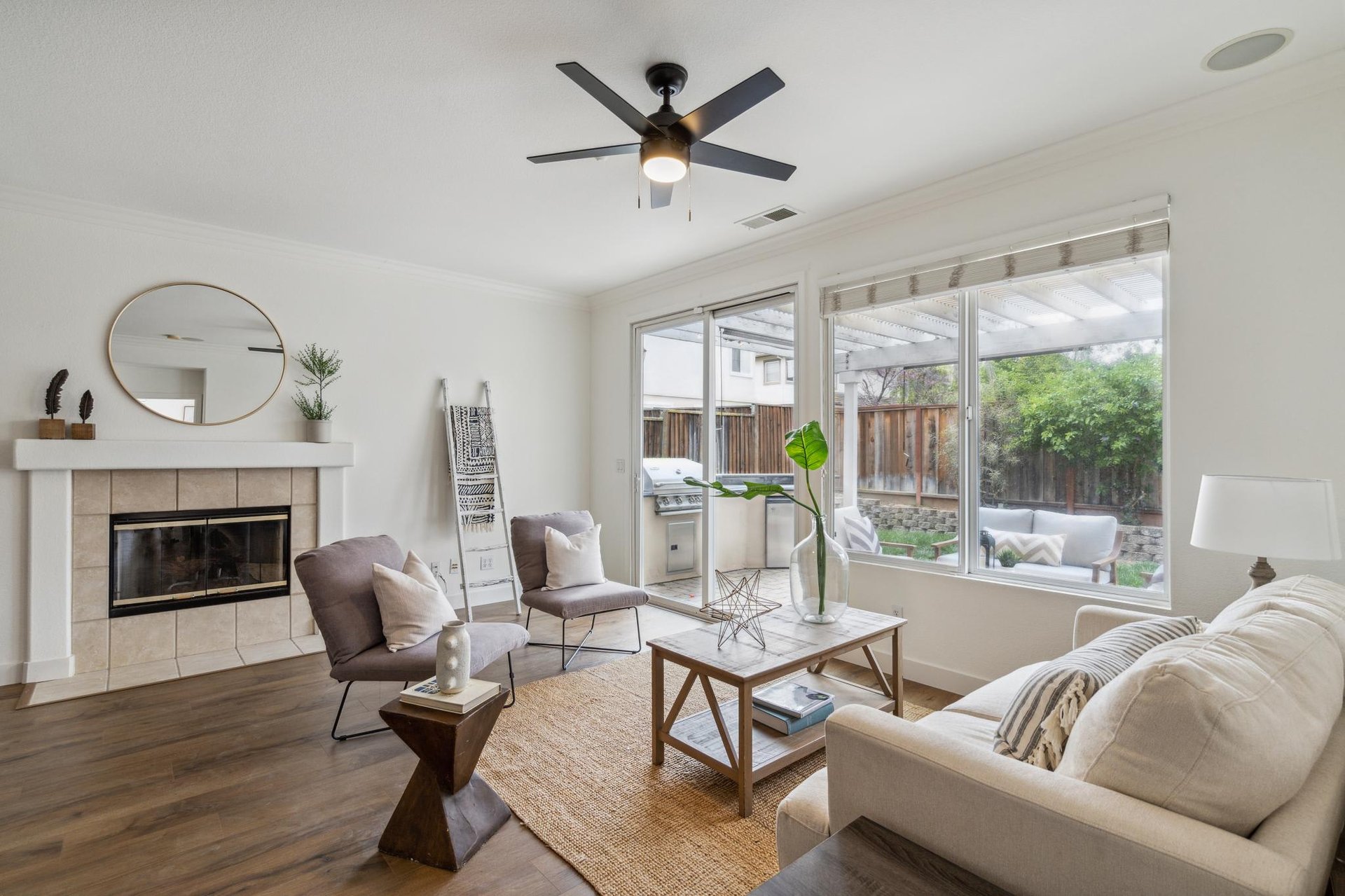 541 Taylor Dr