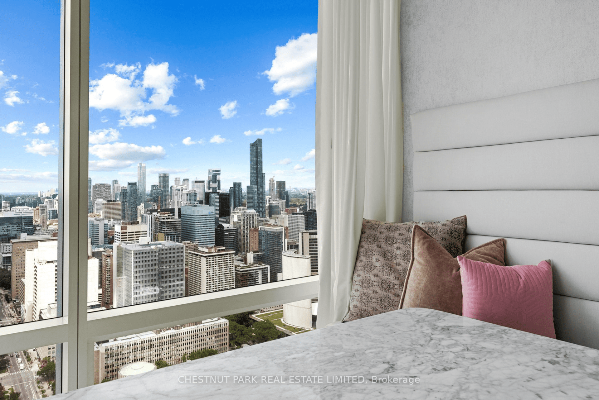 Suite 5203- 180 University Avenue