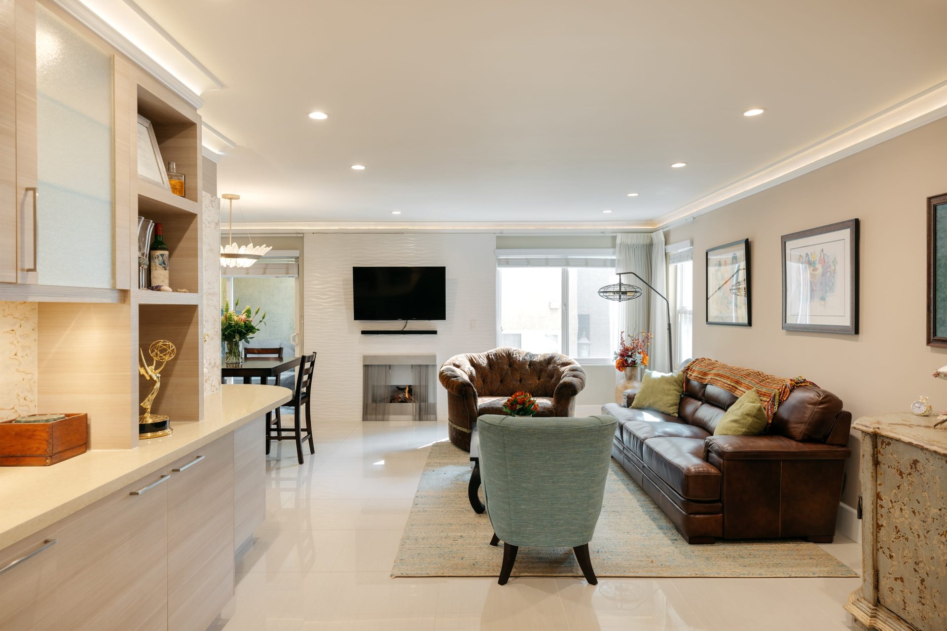 Rare Corner Unit at The Wilshire Barrington