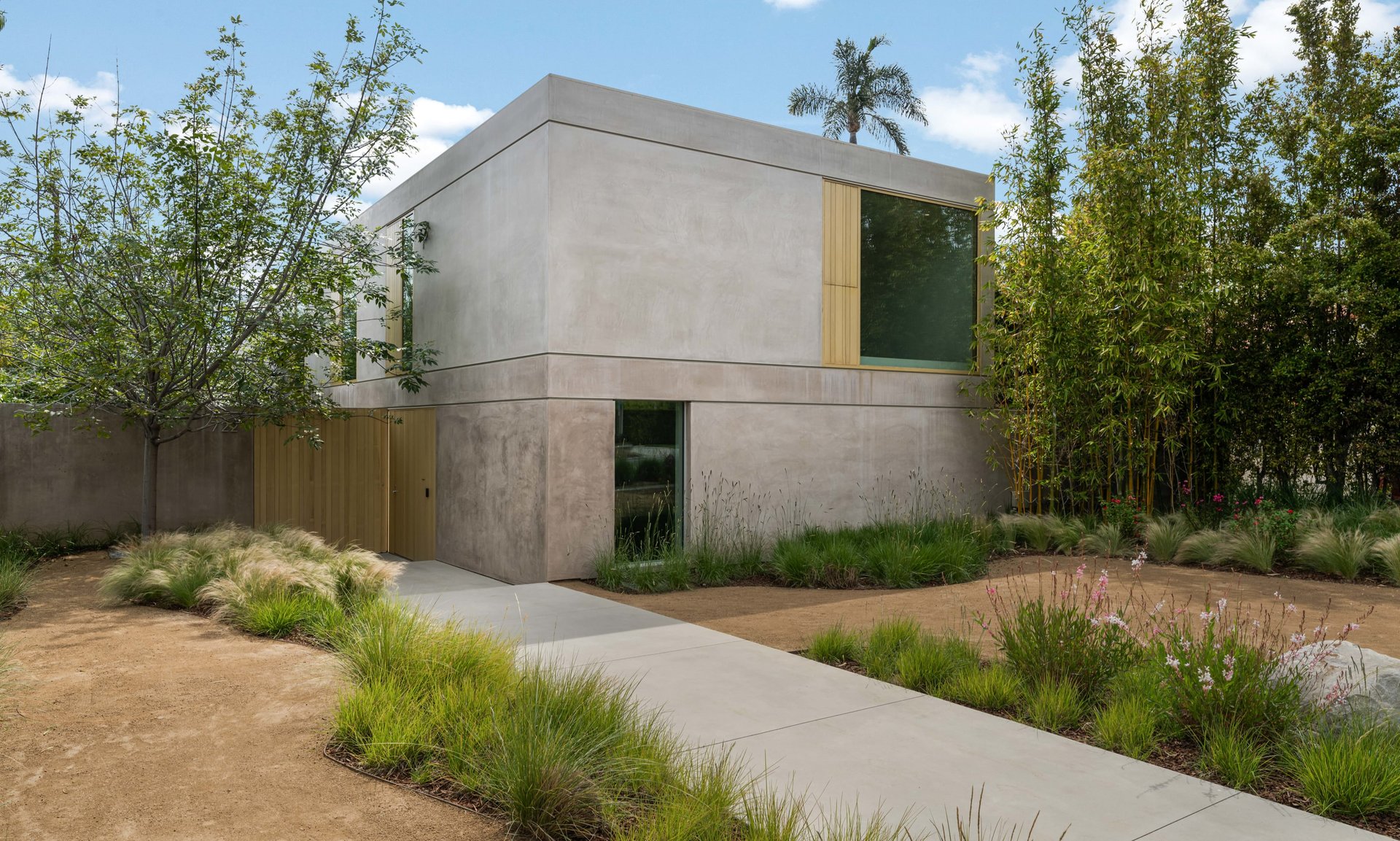  722 17th St, North of Montana