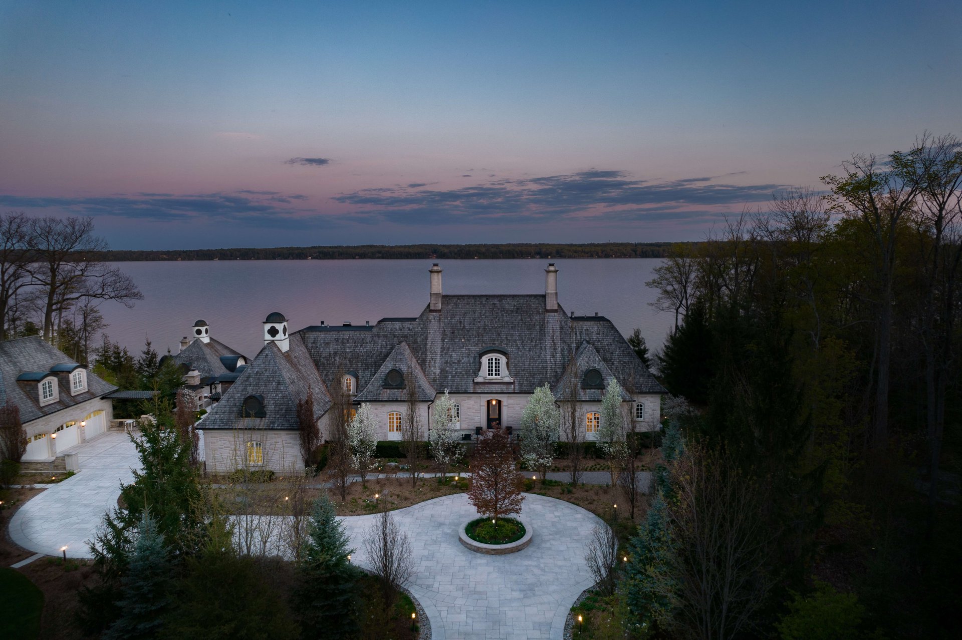 The Hamptons at Shanty Bay