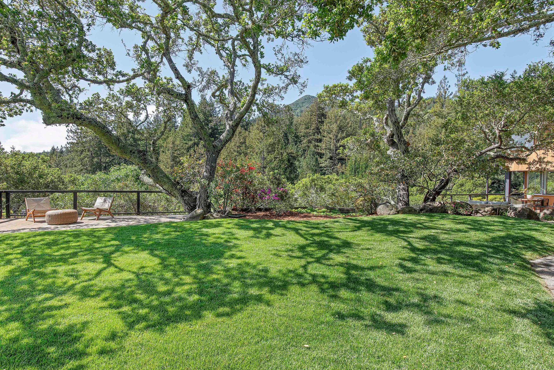405 Crown Rd