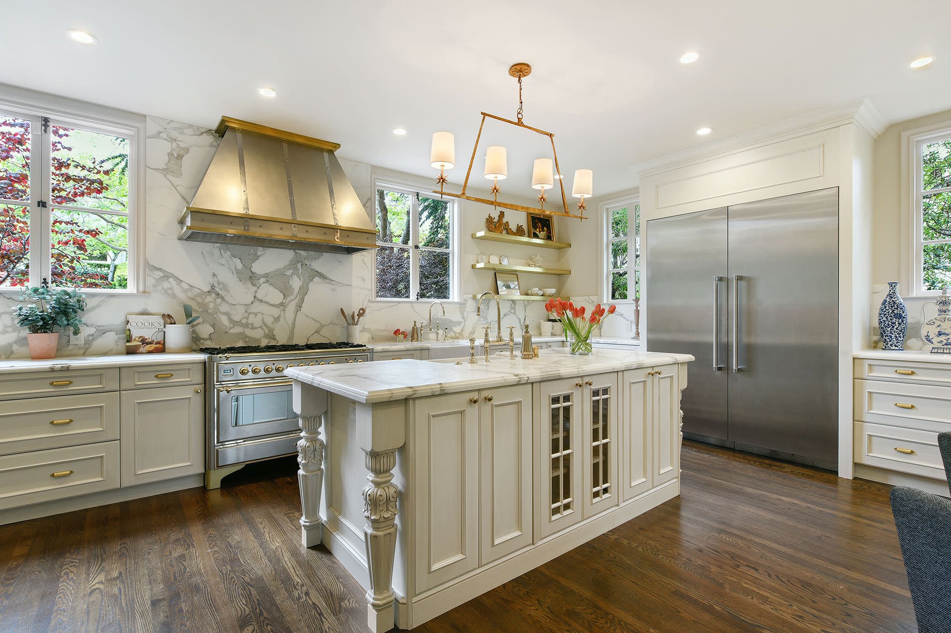 2815 Oak Knoll Ter