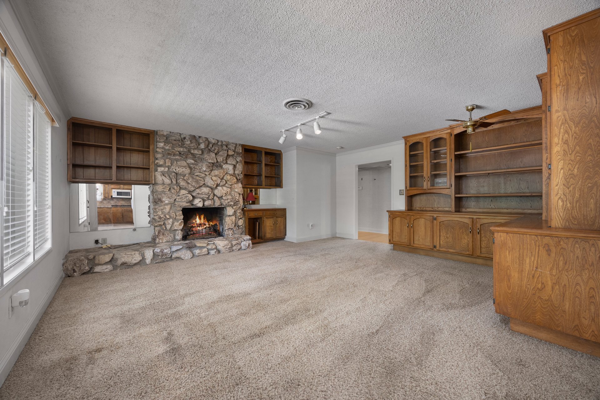 2619 Rio Vista Drive