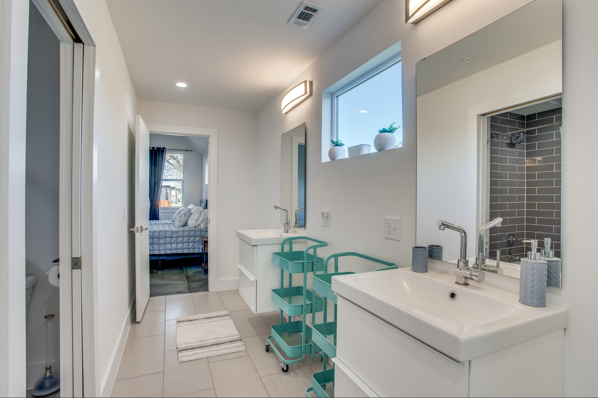 3409 Pennsylvania Ave #2