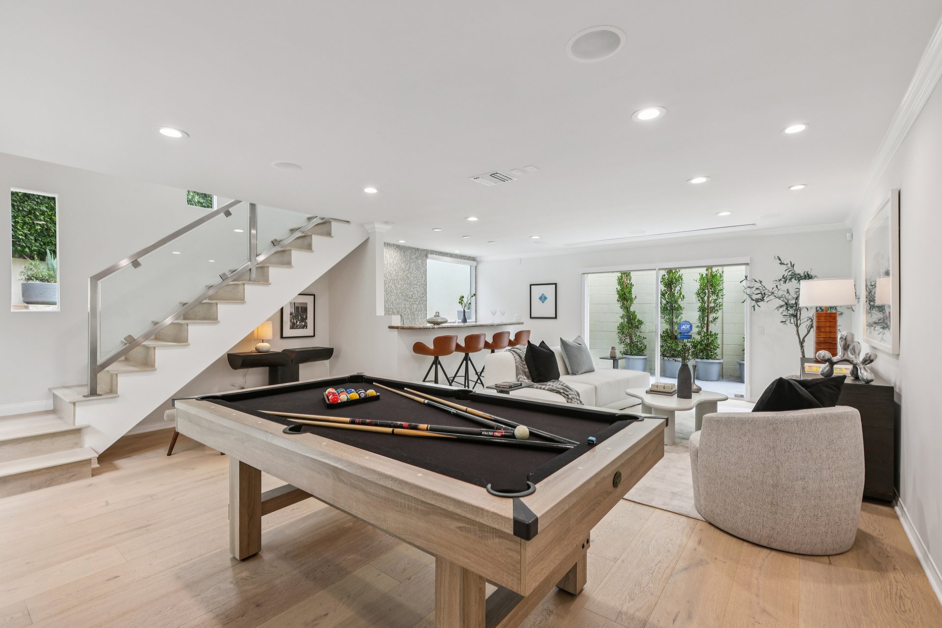 8715 Sunset Plaza Ter, Sunset Strip