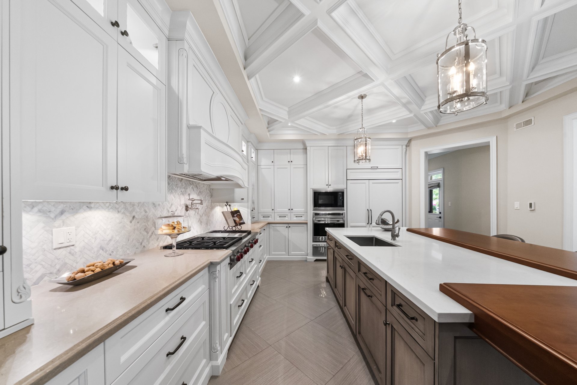 SOLD: Elegant Model Residence